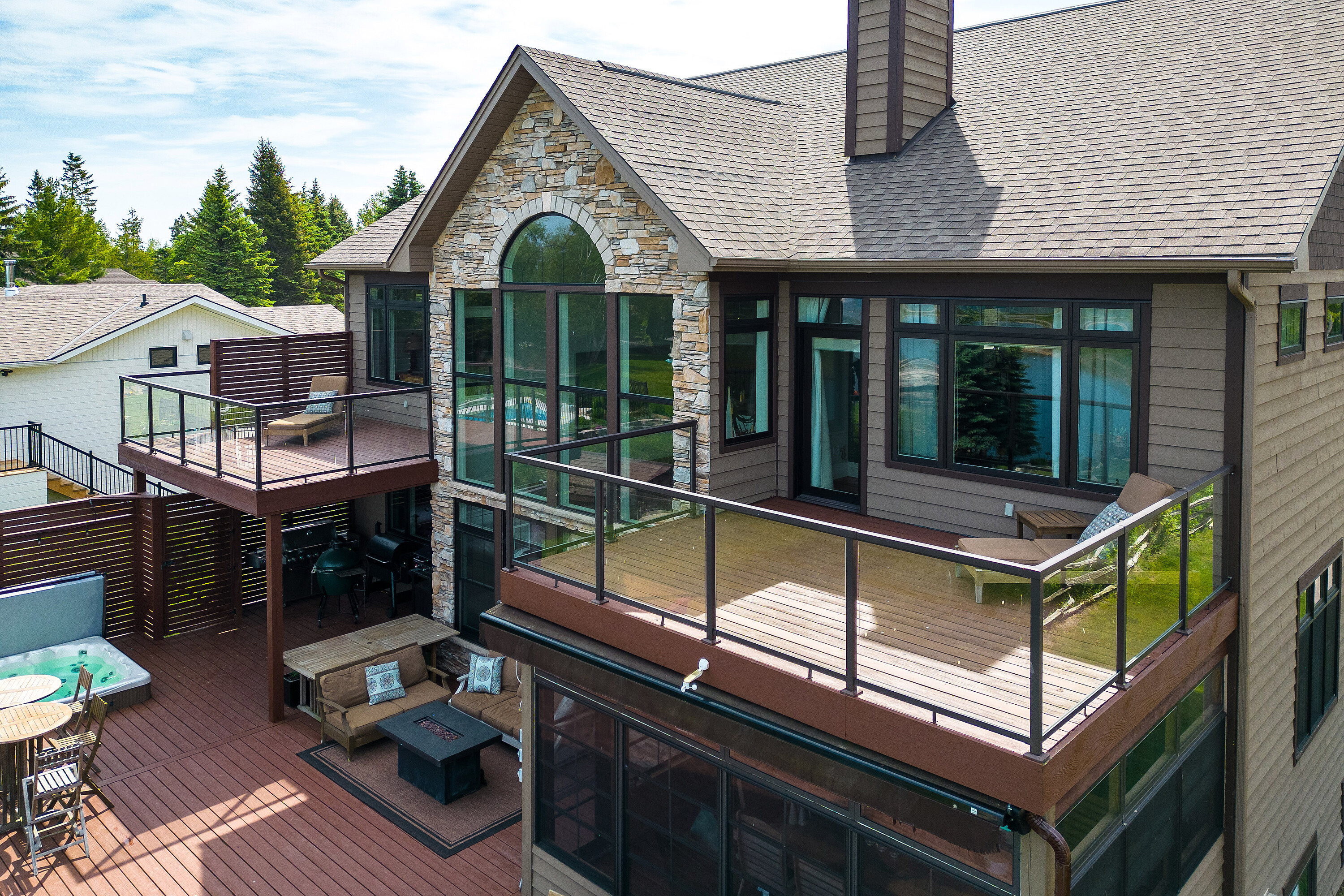 156 Bartlett Blvd
