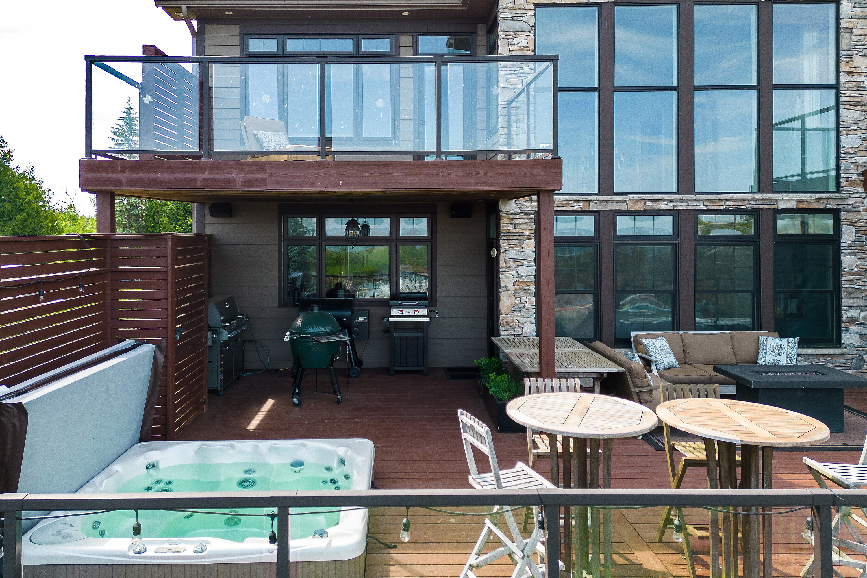 156 Bartlett Blvd