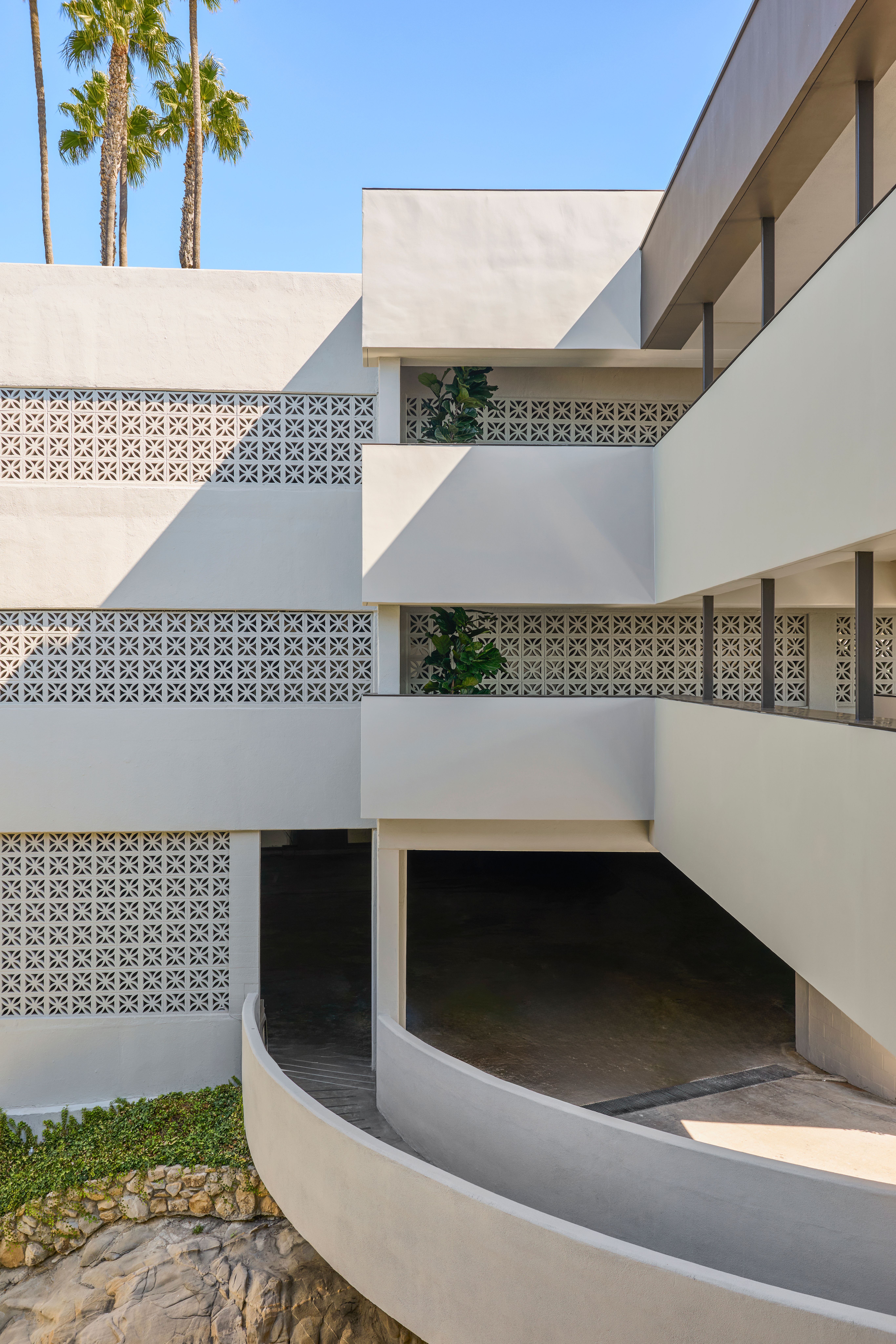 2525 Ocean Boulevard #6B/C