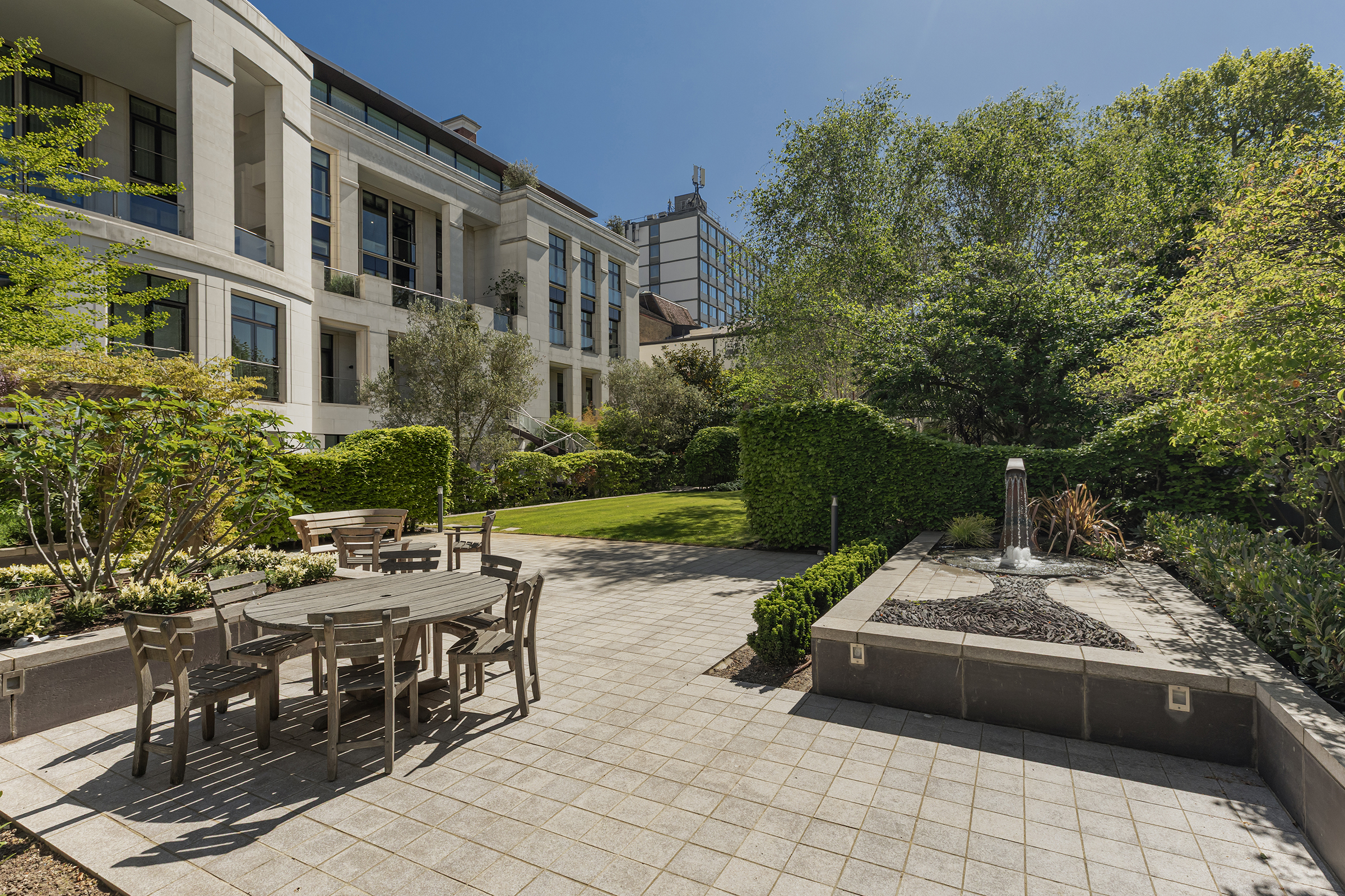 Manresa Road, London, ENG