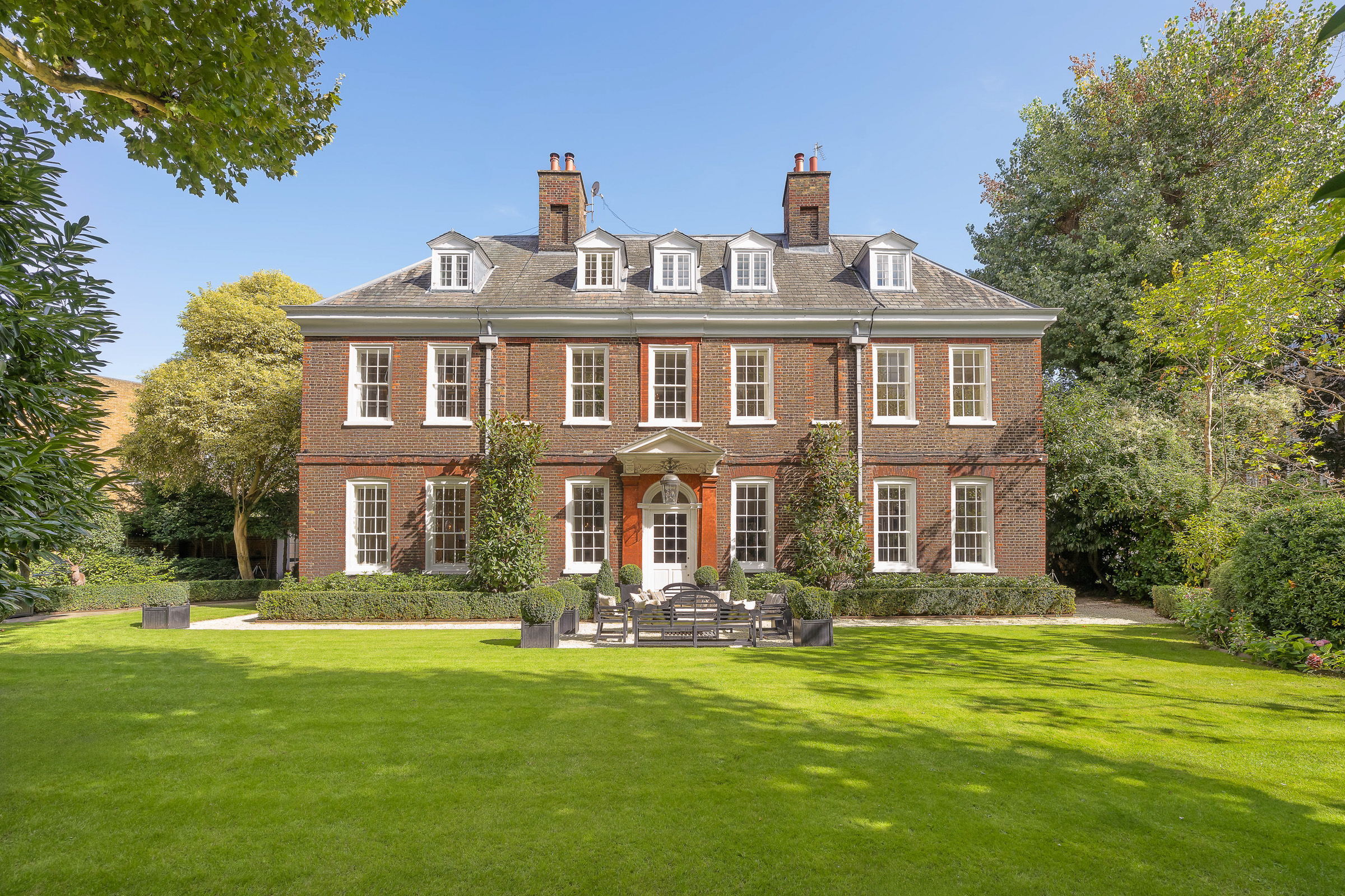 Old Battersea House