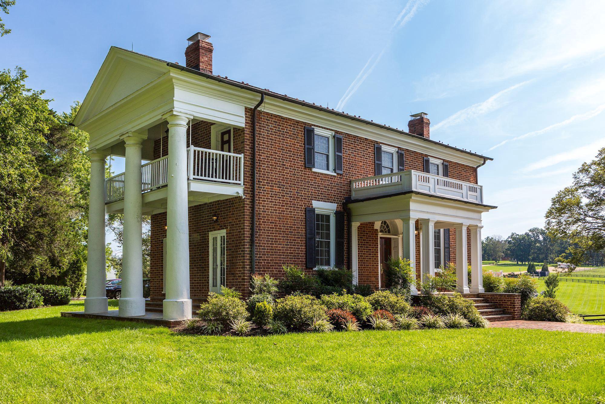 6887 Blenheim Road, Scottsville, VA