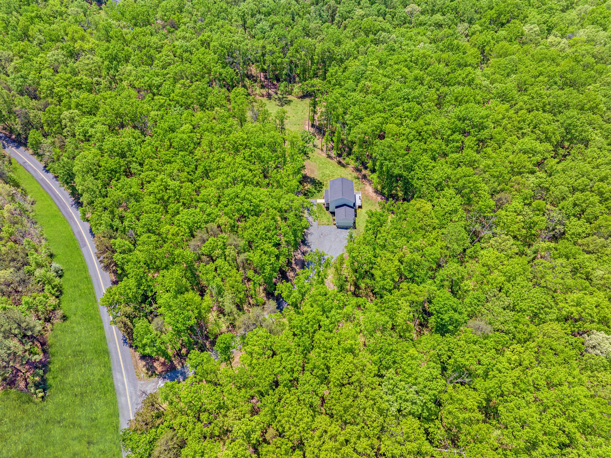 845 Raccoon Ridge Road 