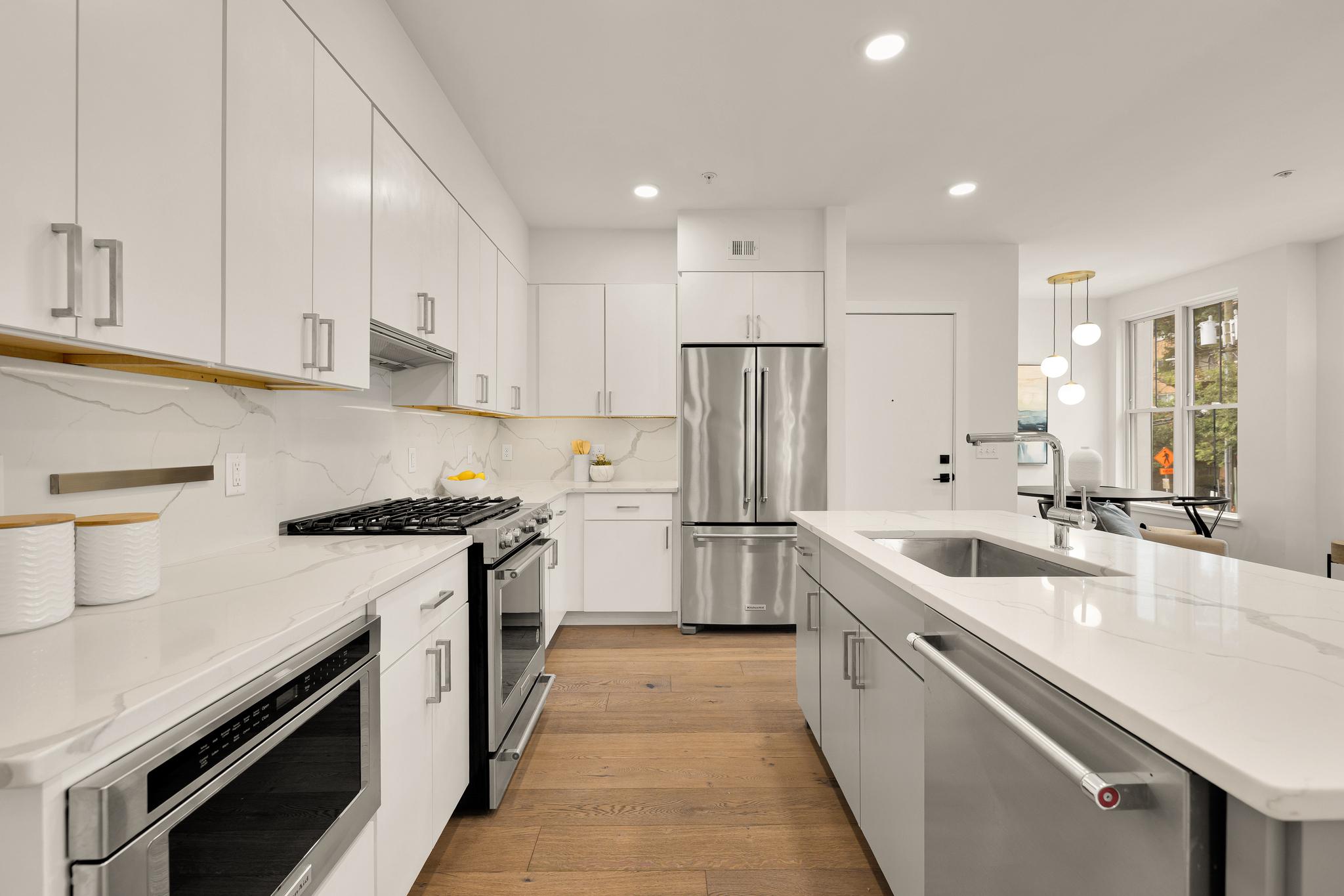 1245 N Pierce Street Unit# 4