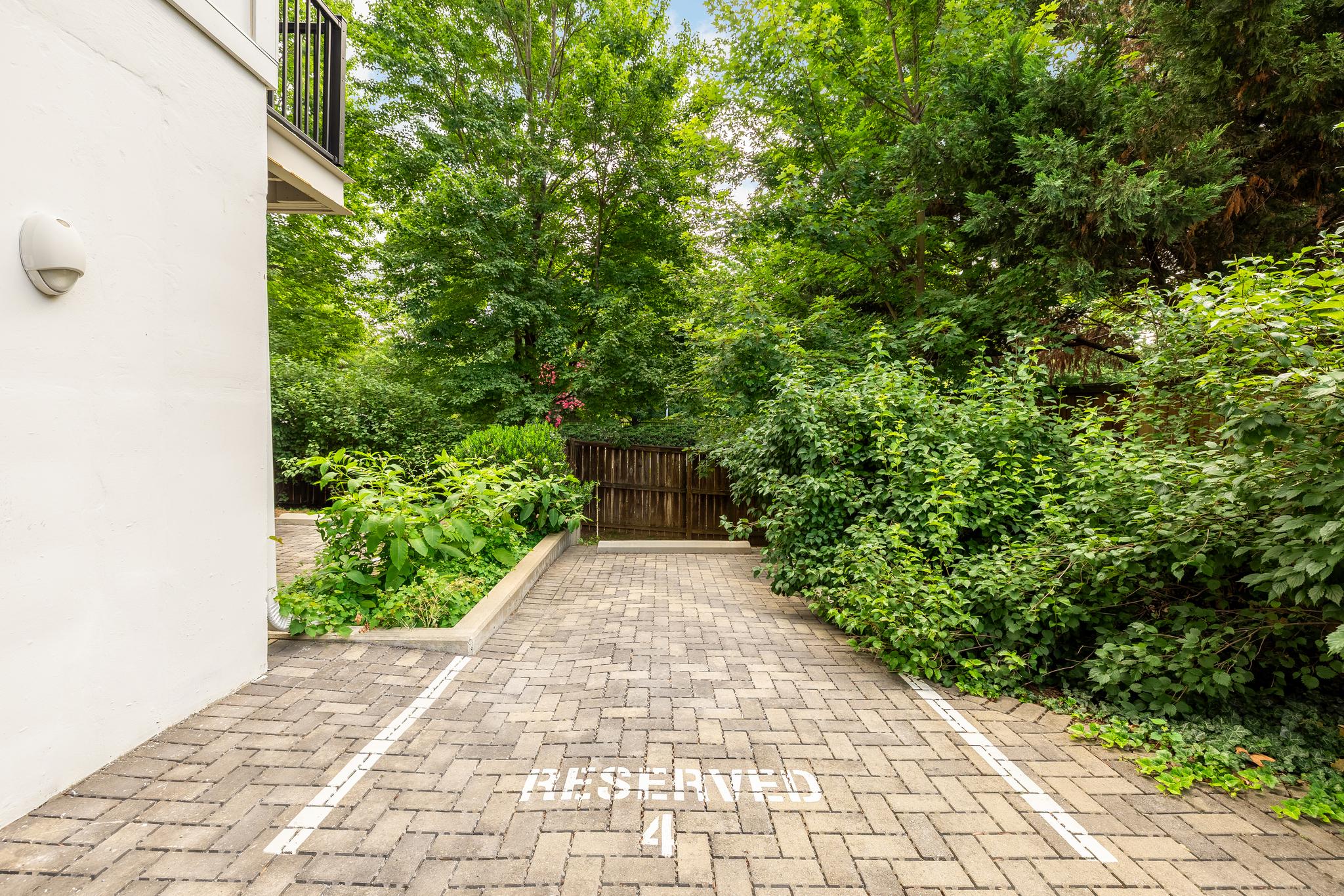 1245 N Pierce Street Unit# 4