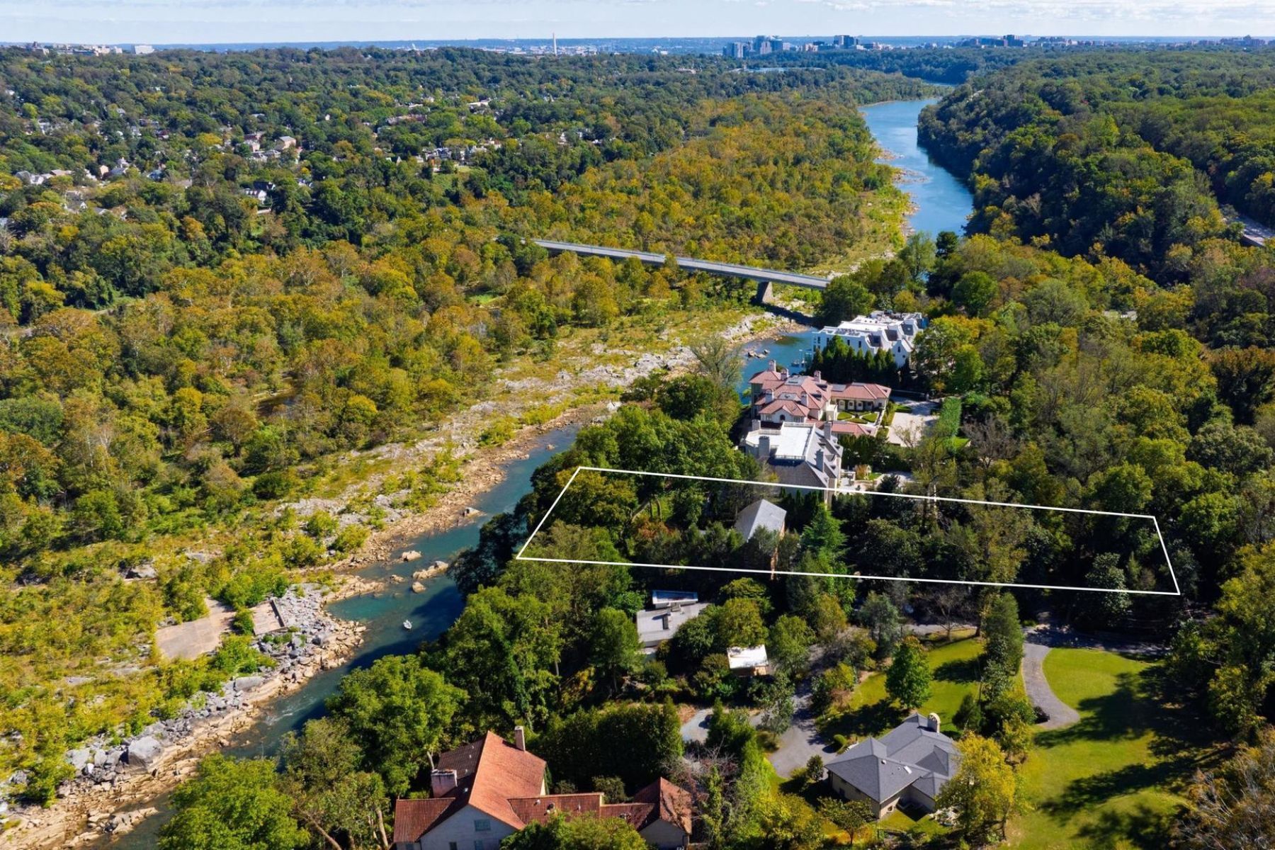 221 Chain Bridge Road