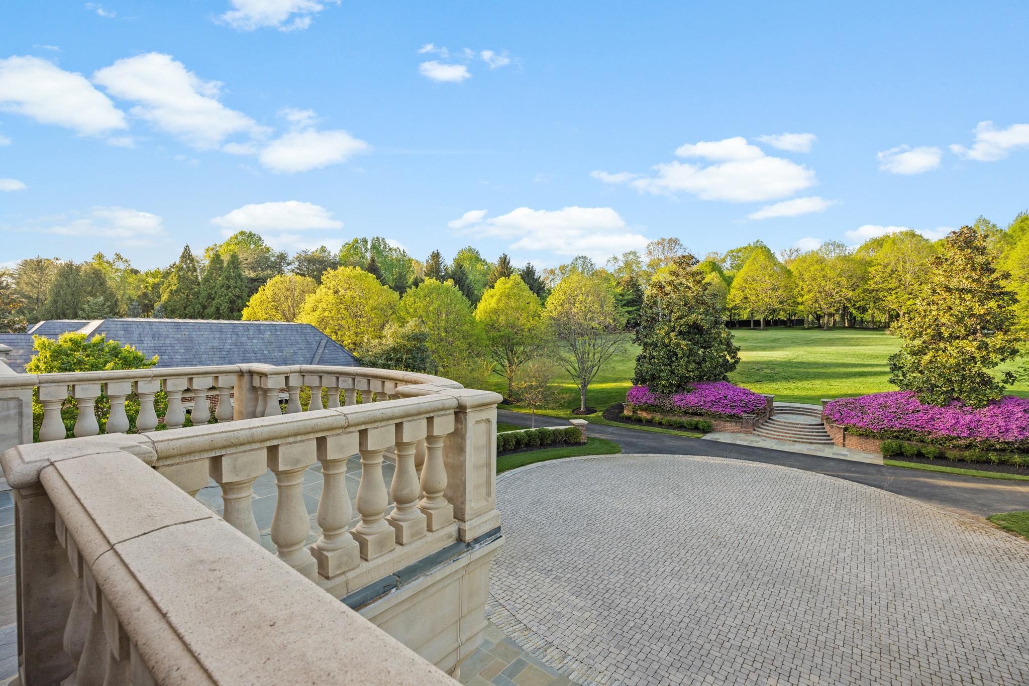 9351 Cornwell Farm Dr 