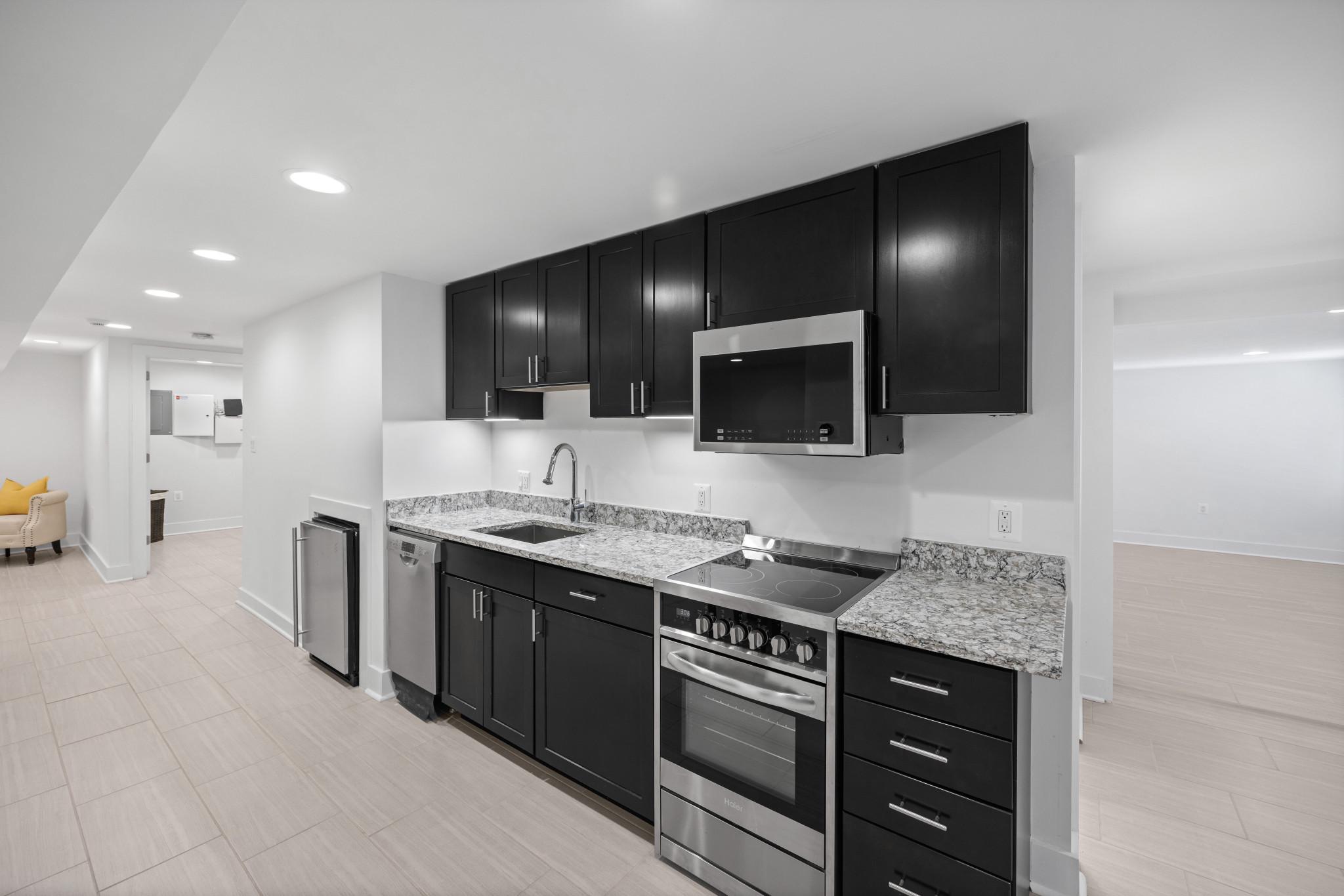 3031 Manor Road 
