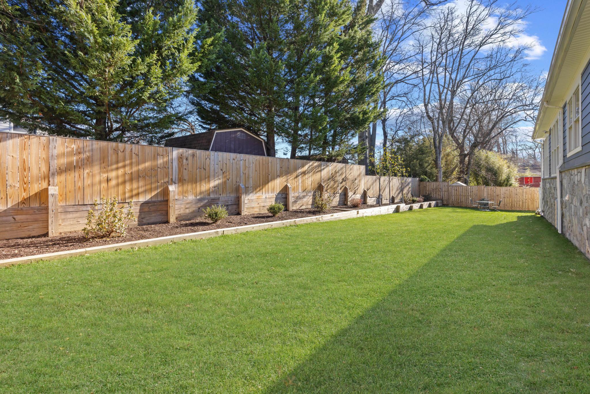 3031 Manor Road 