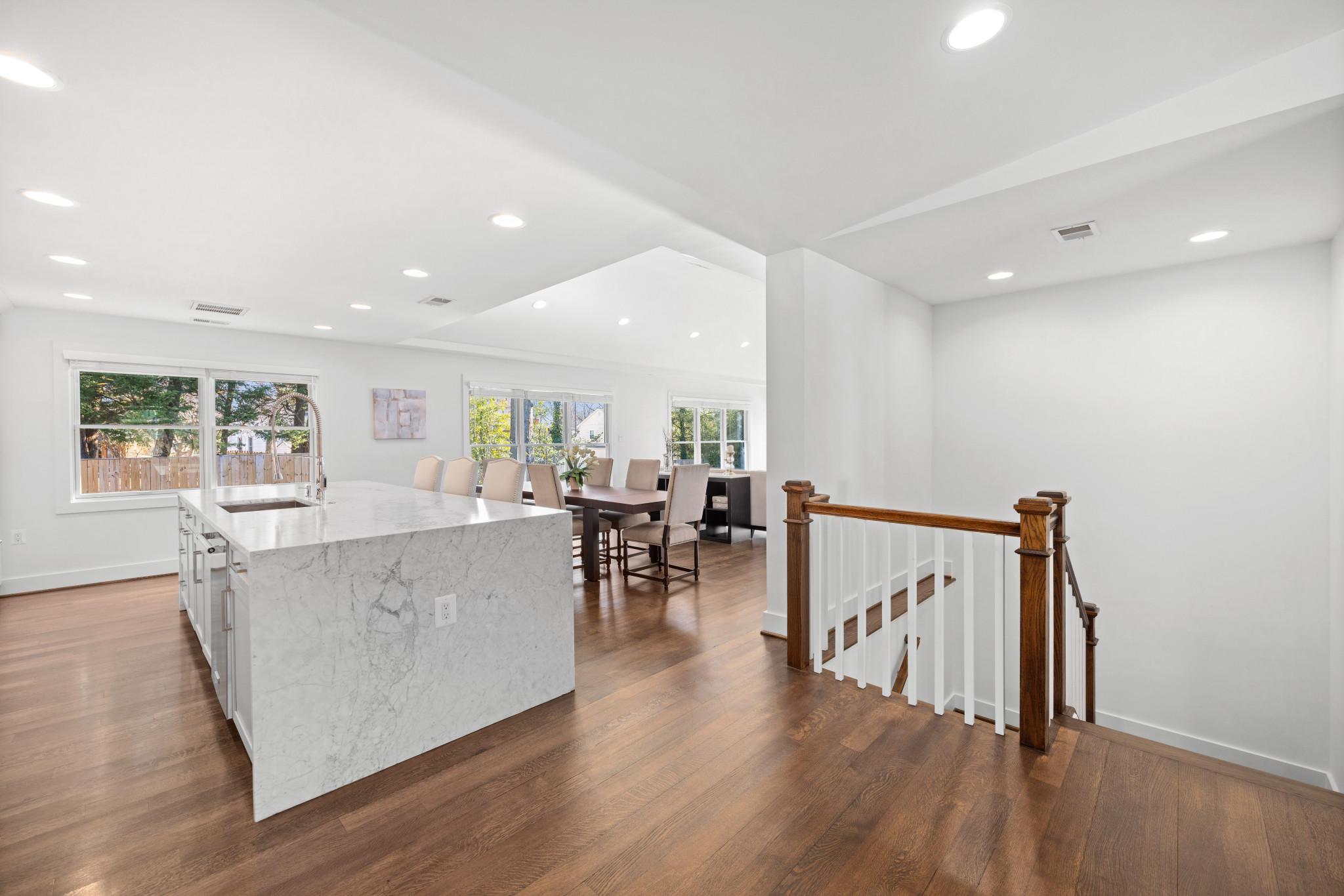 3031 Manor Road 