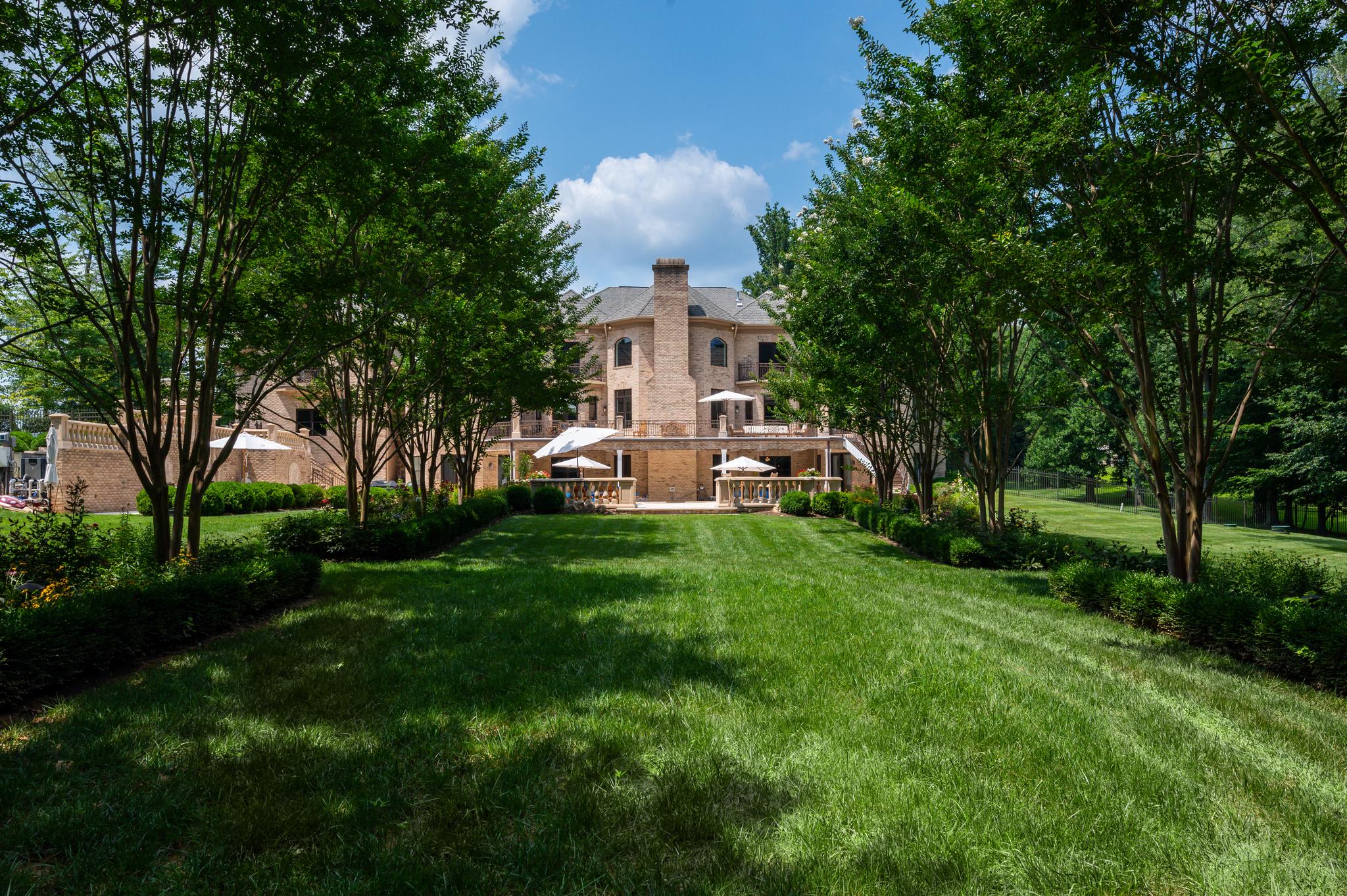 633 River Bend Road 