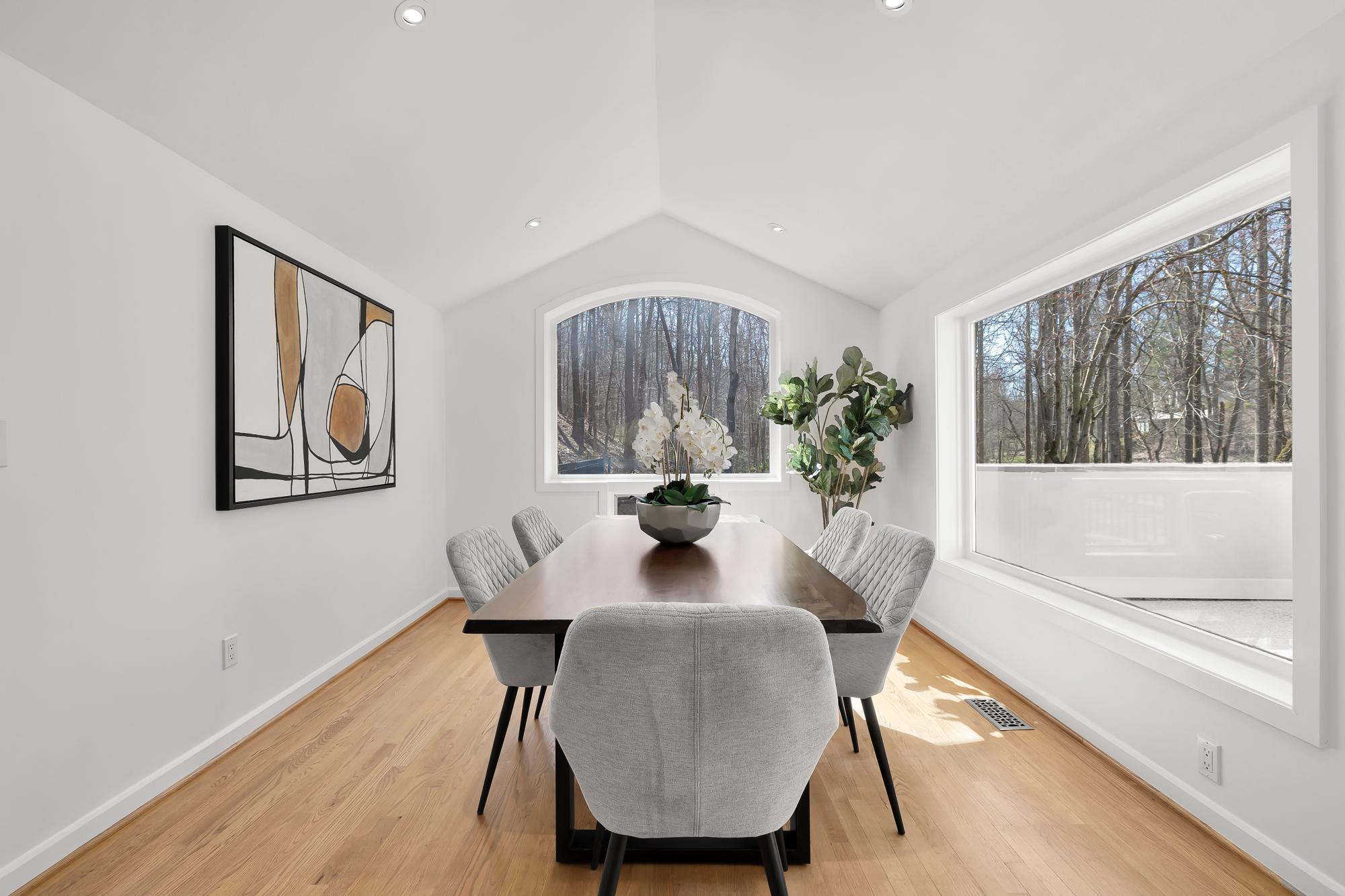 839 Towlston Road 
