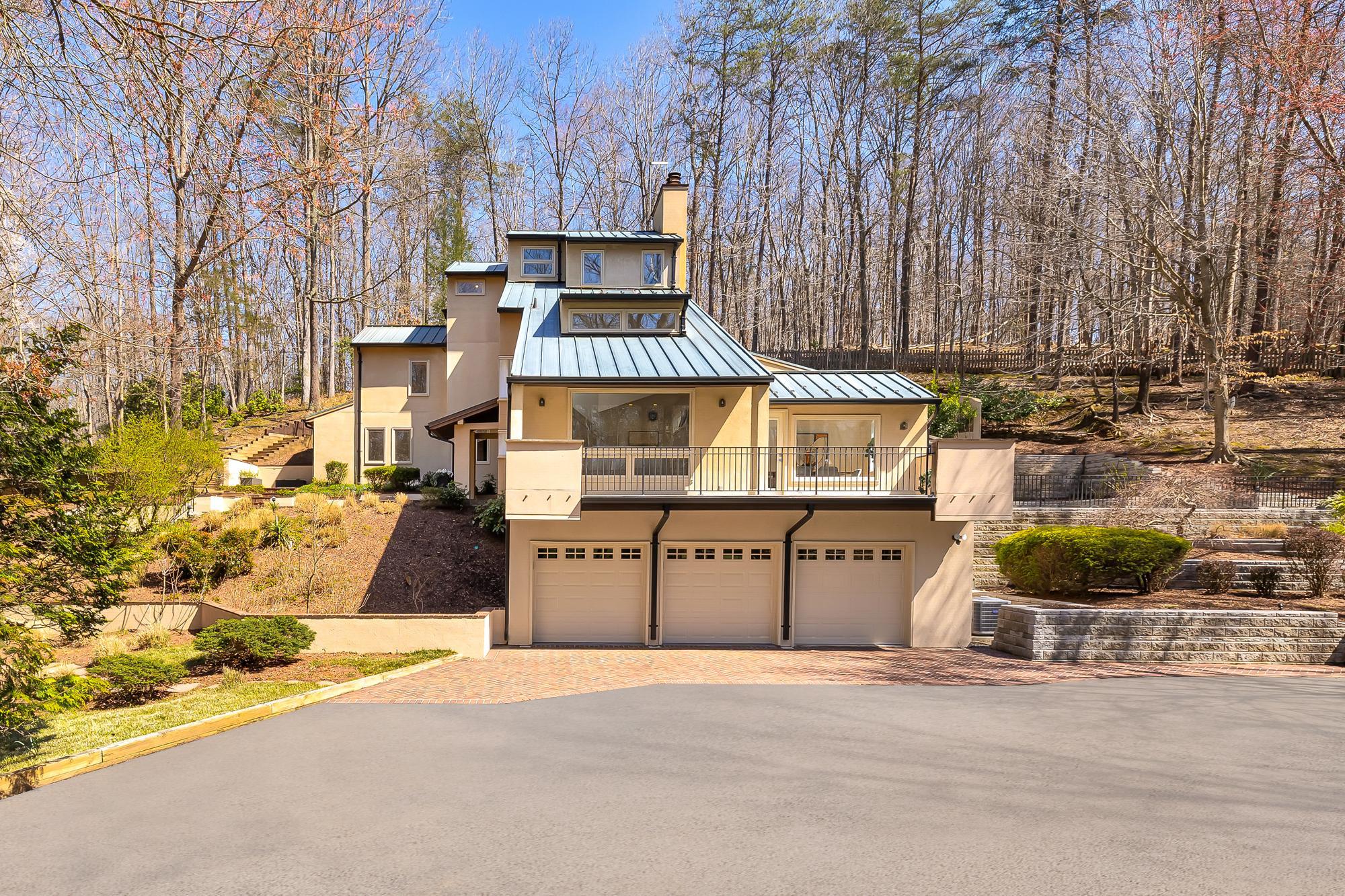 839 Towlston Road 