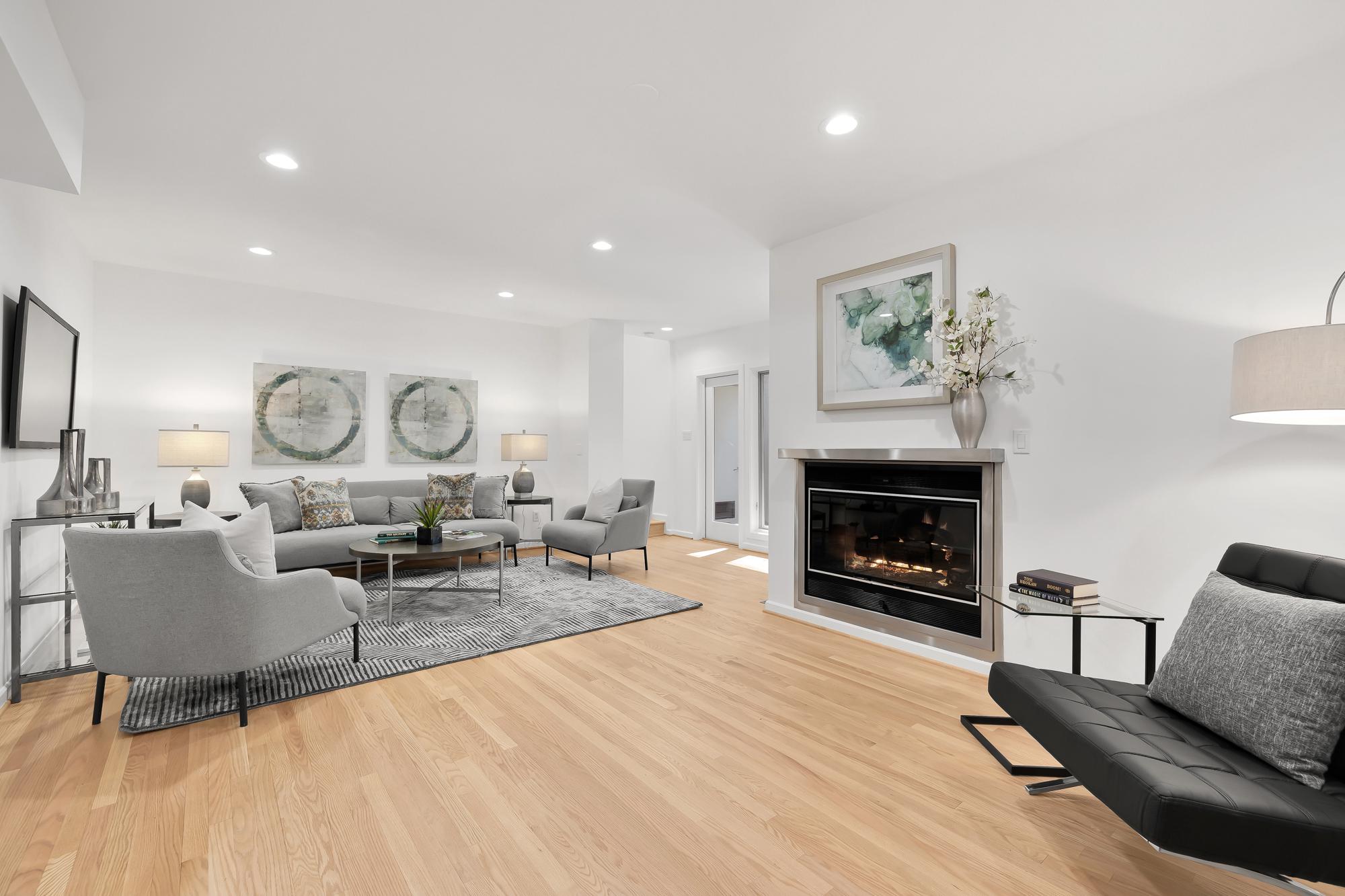 839 Towlston Road 