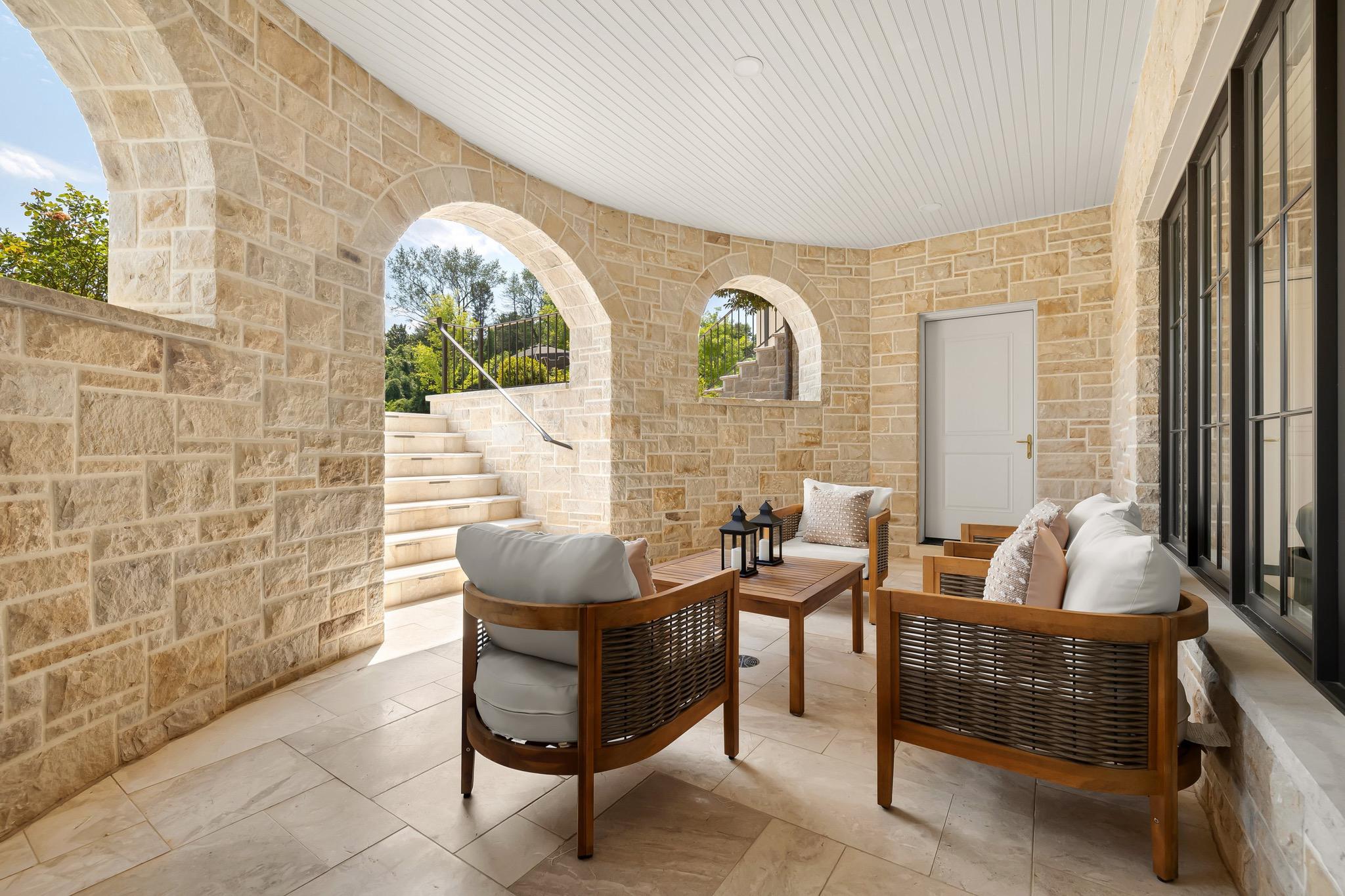 1209 Towlston Road 