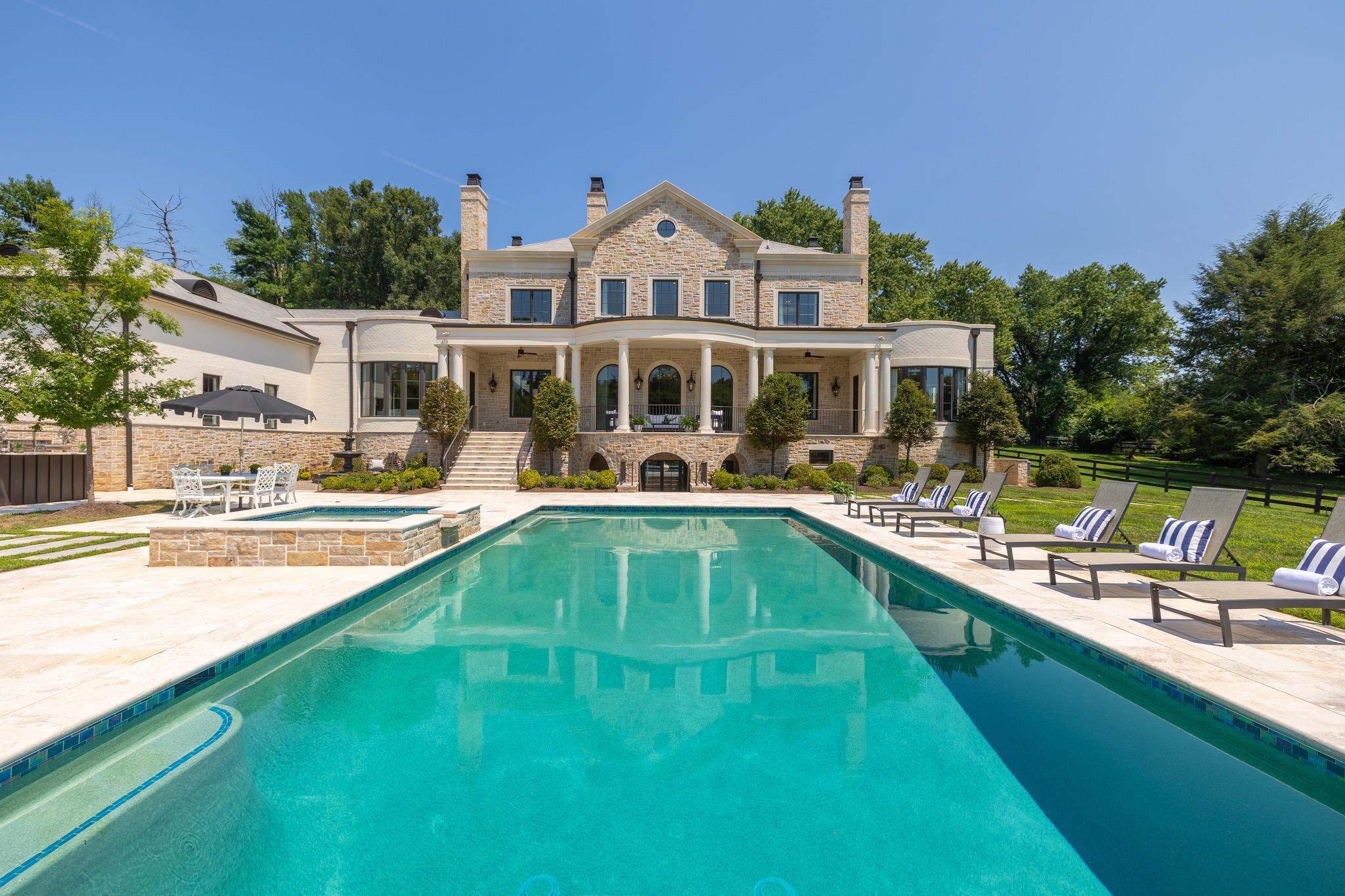 1209 Towlston Road 