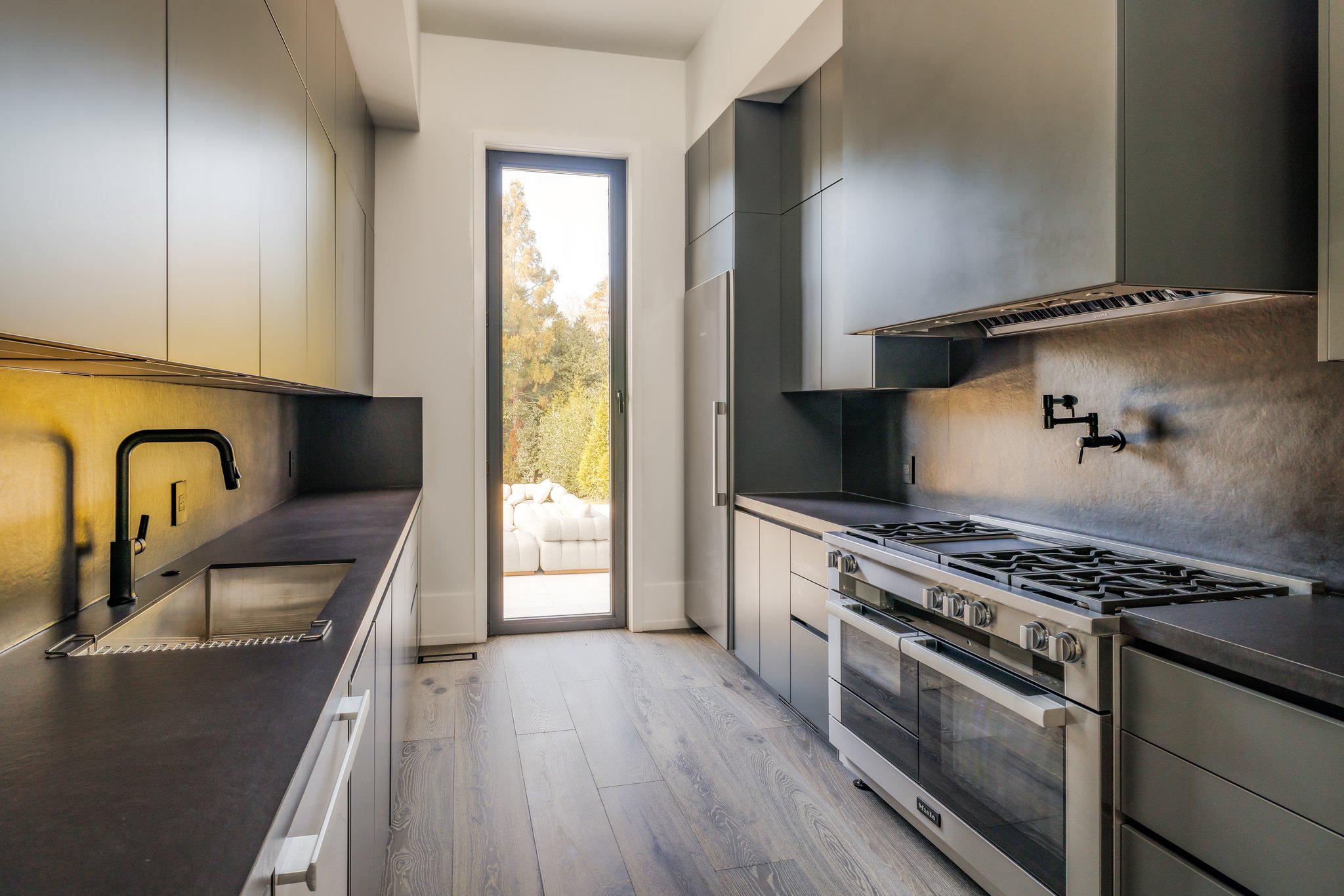 1102 Chain Bridge Road, Mclean, VA