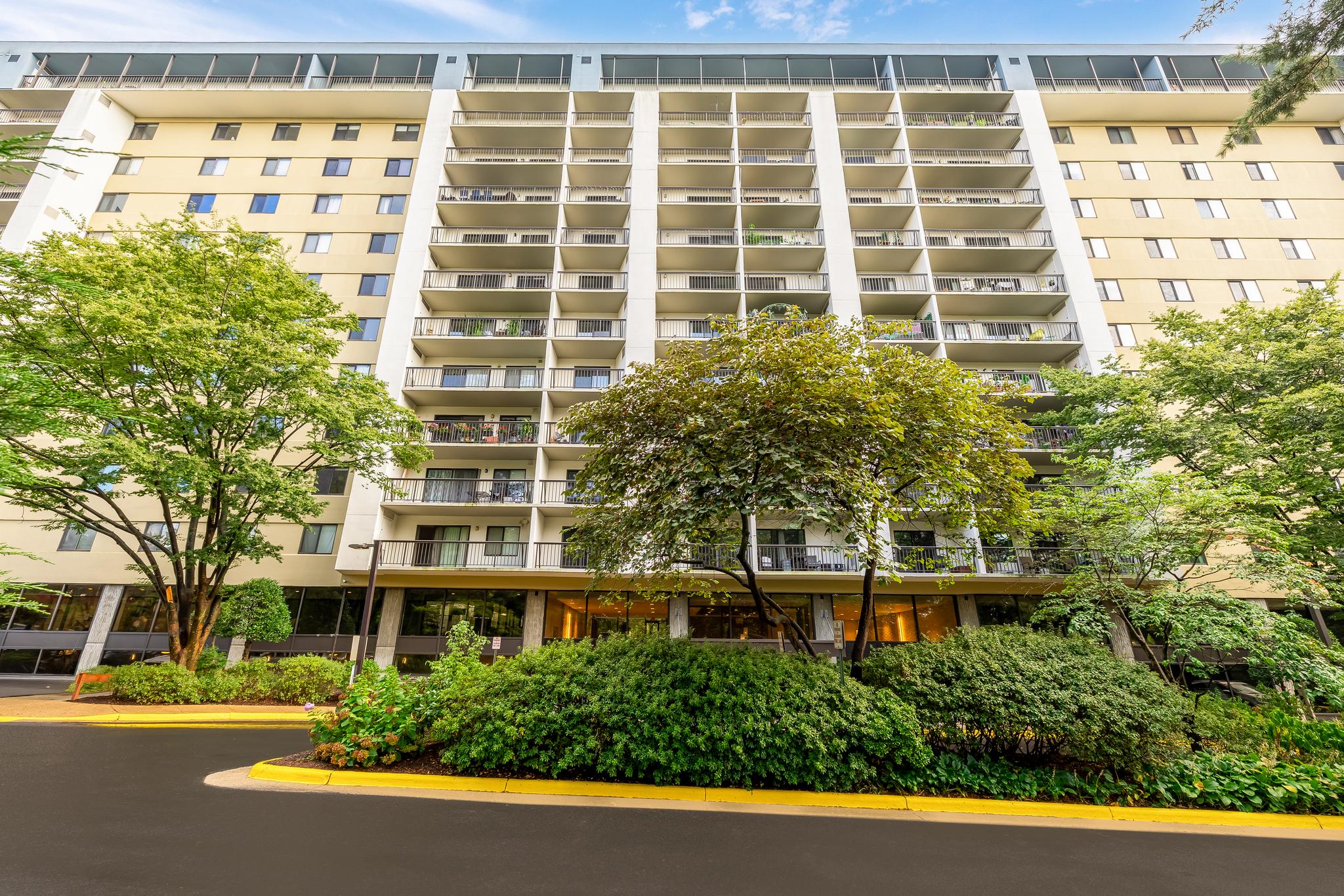 3800 Powell Lane Unit# 1130