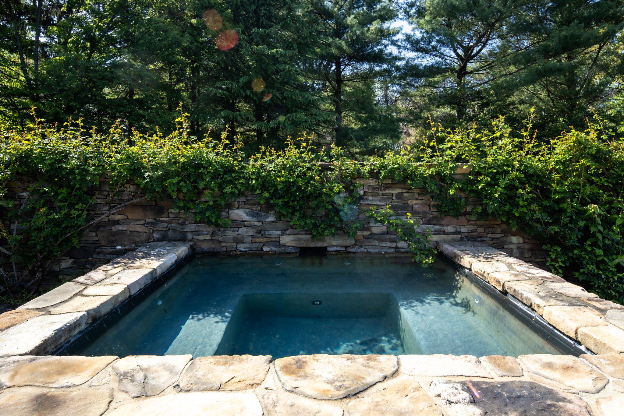 6400 Georgetown Pike - 1005 Dogue Hill Lane 