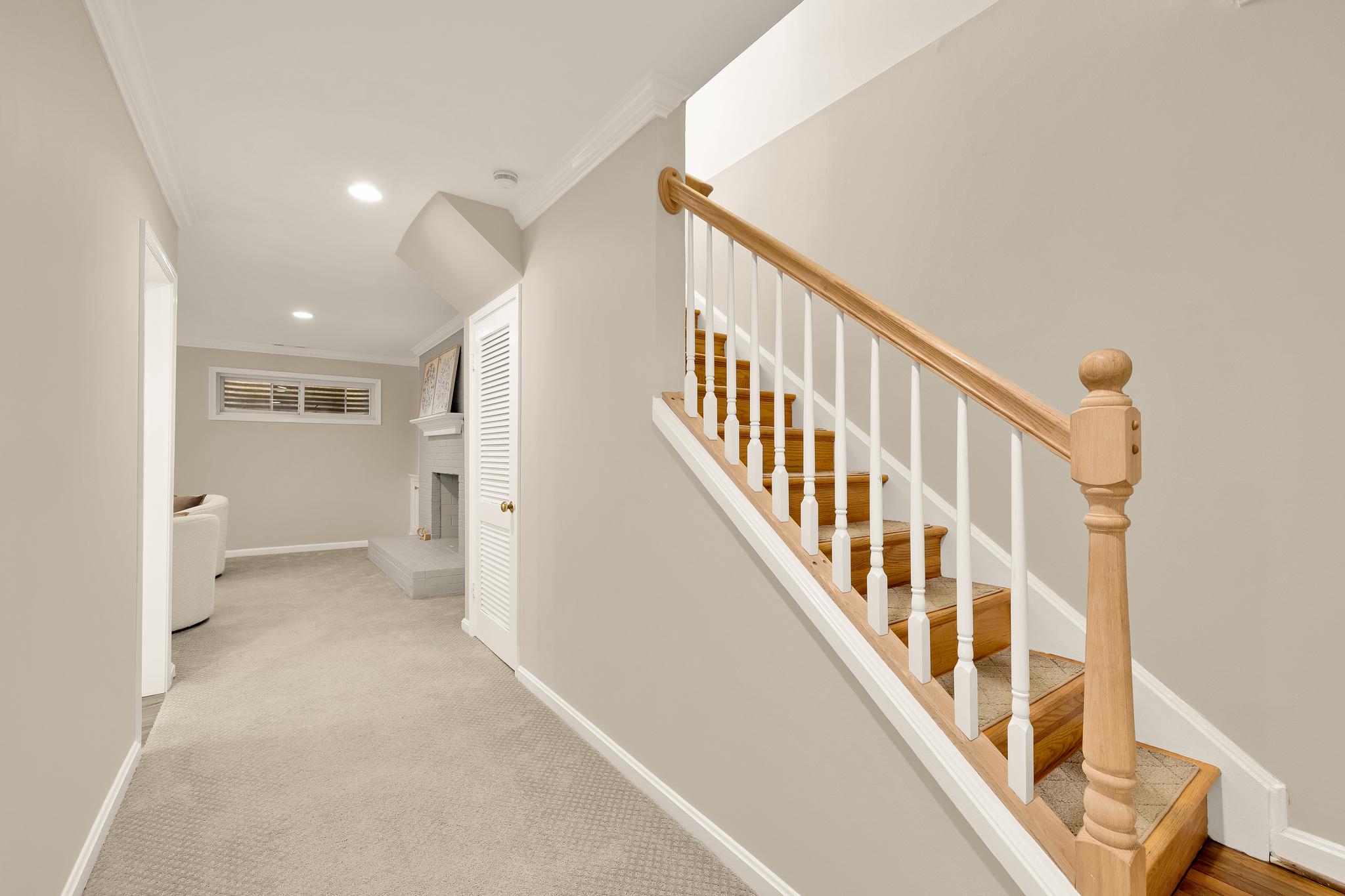 6068 Hardwick Place 