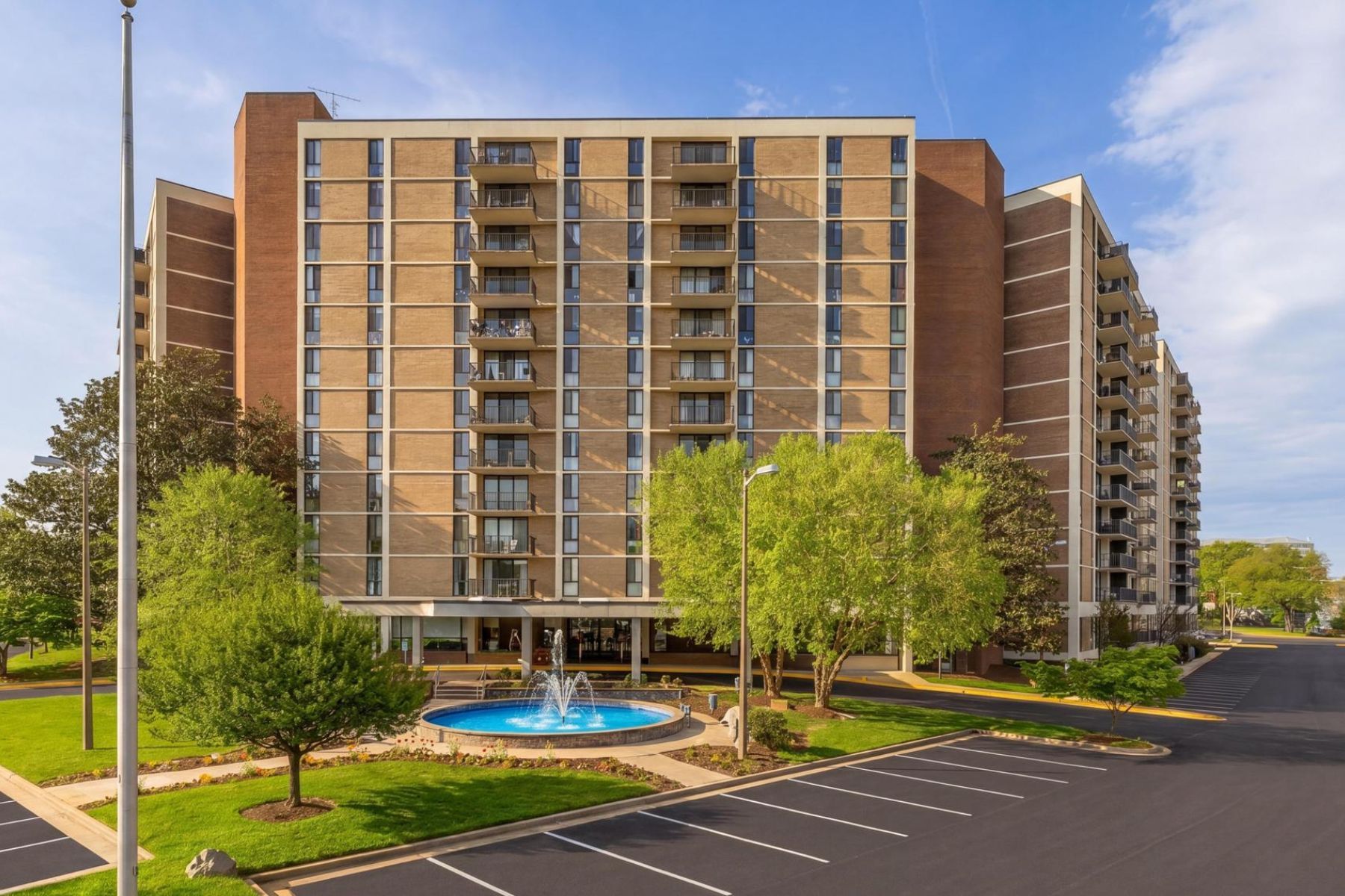 6800 Fleetwood Road Unit# 901