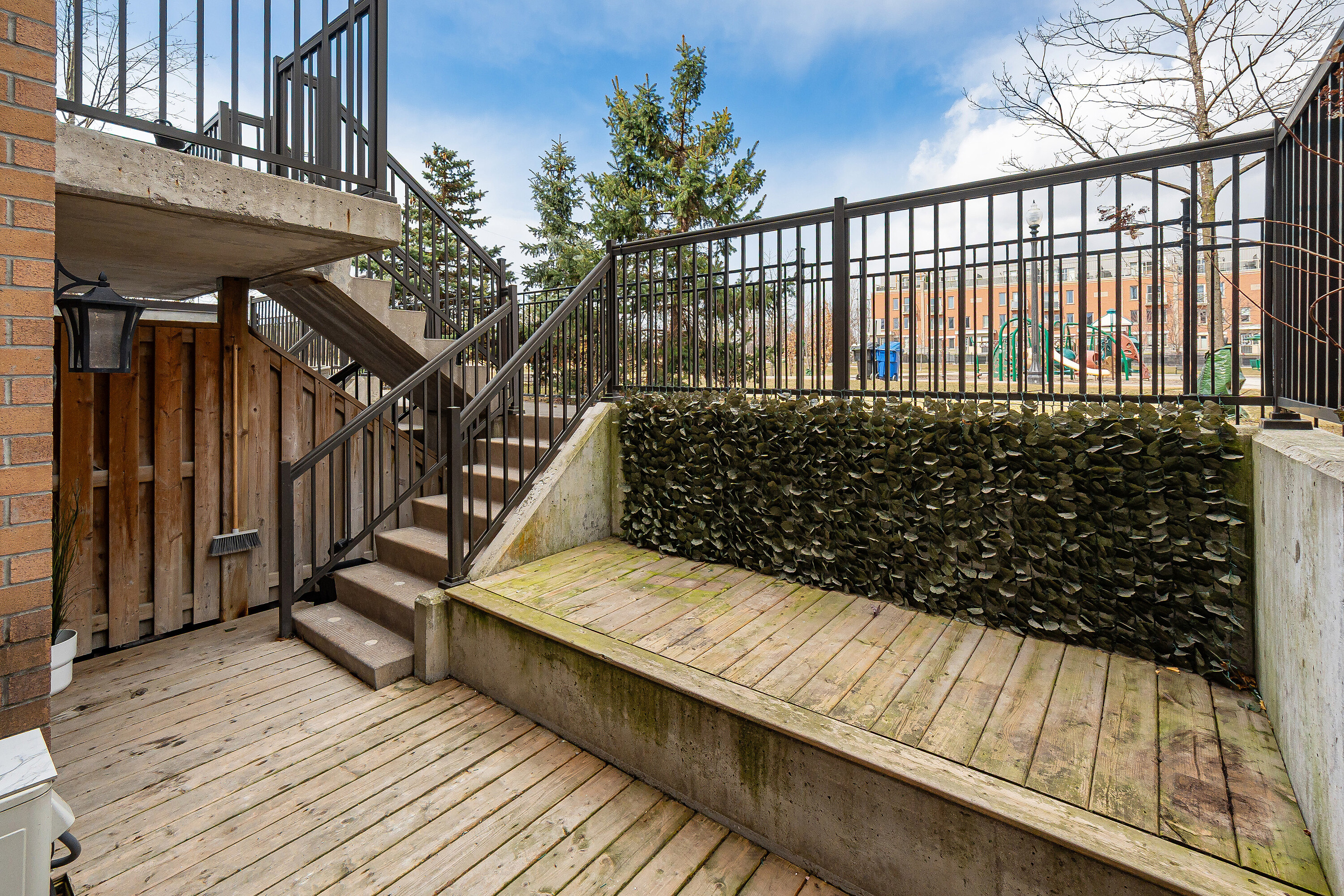 16 Foundry Ave #102