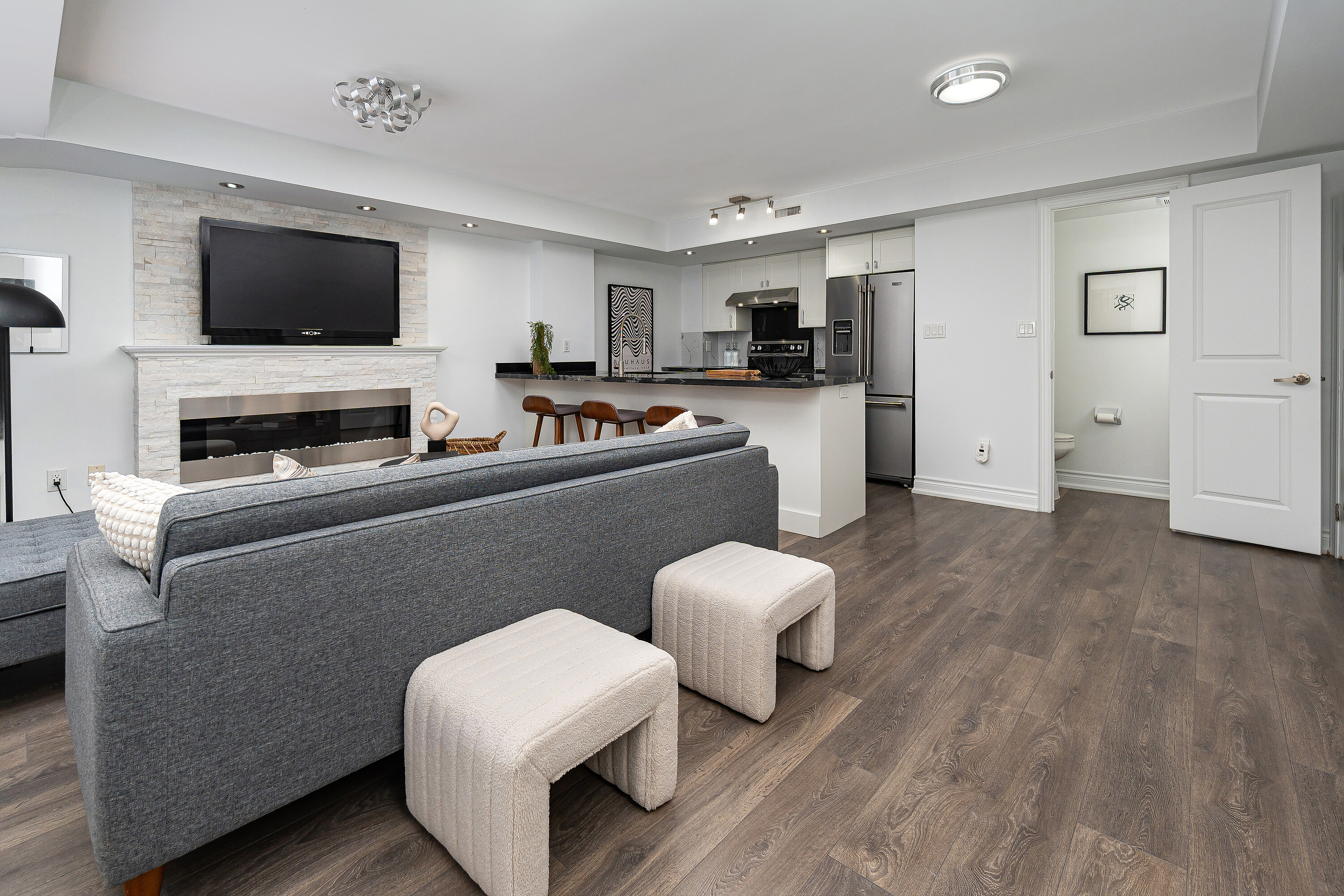 16 Foundry Ave #102