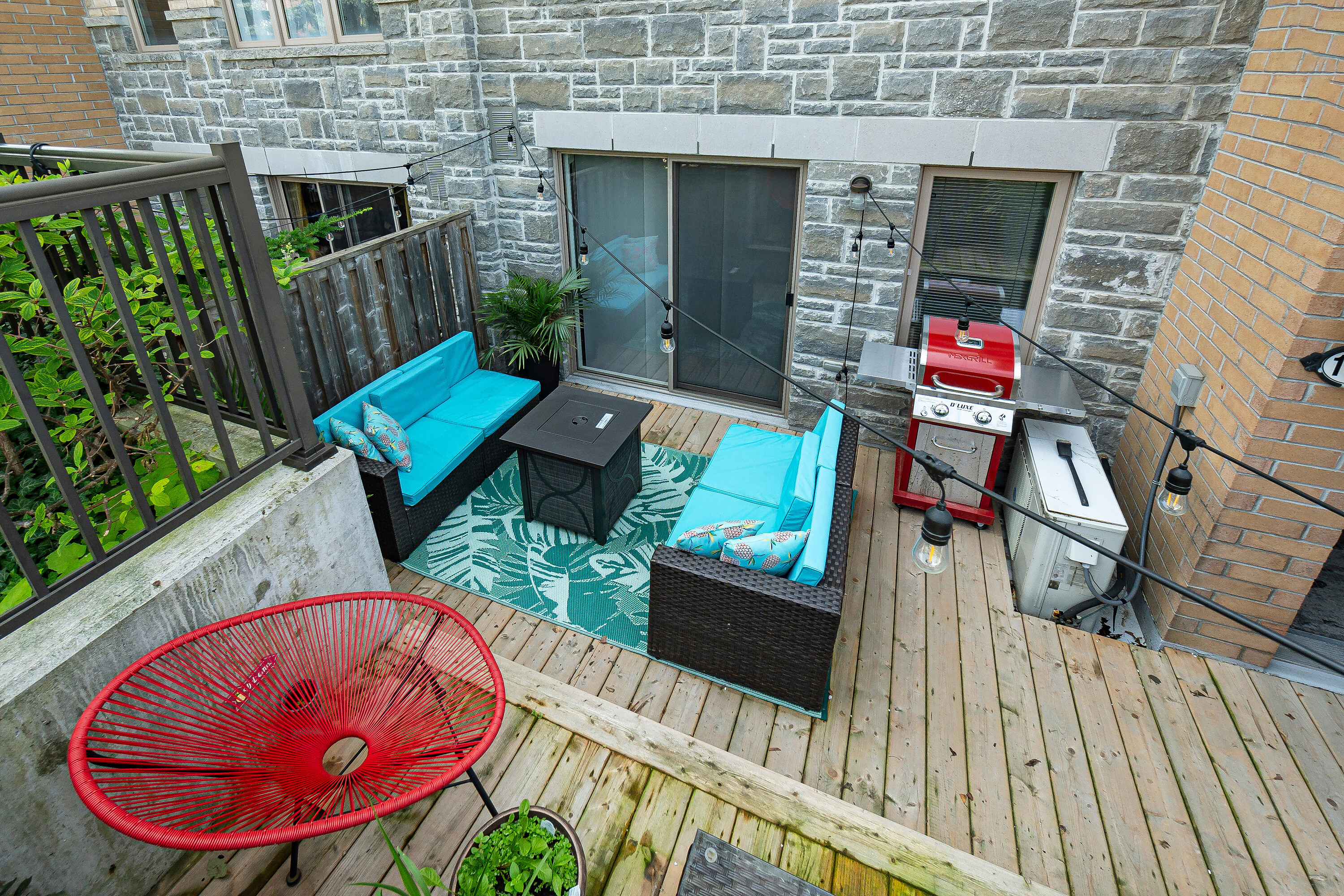 16 Foundry Ave #102