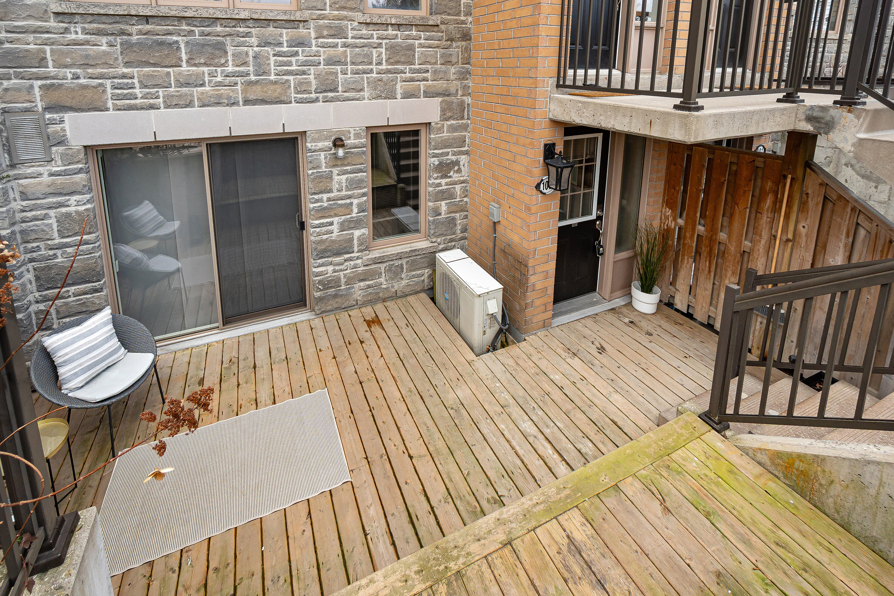 16 Foundry Ave #102