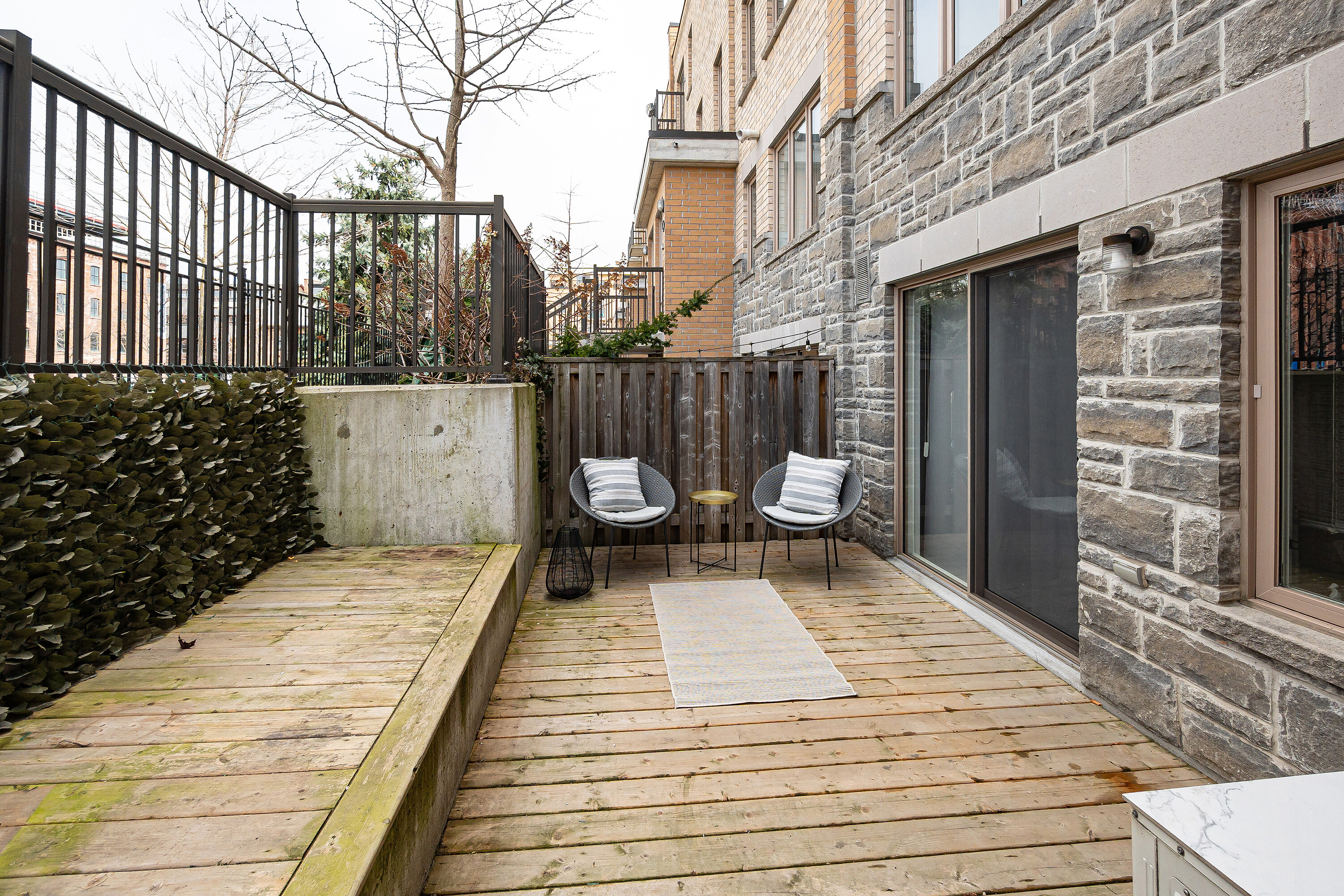 16 Foundry Ave #102