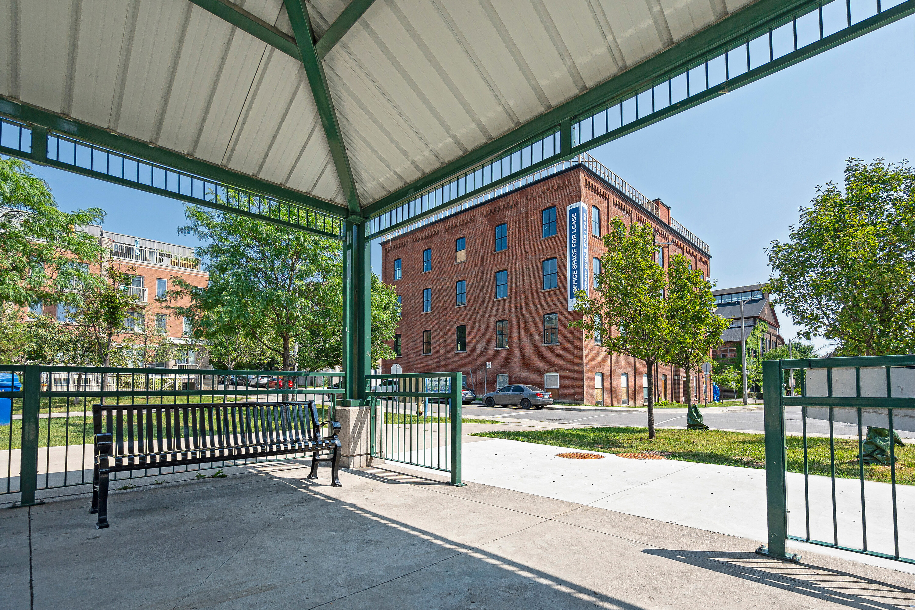16 Foundry Ave #102