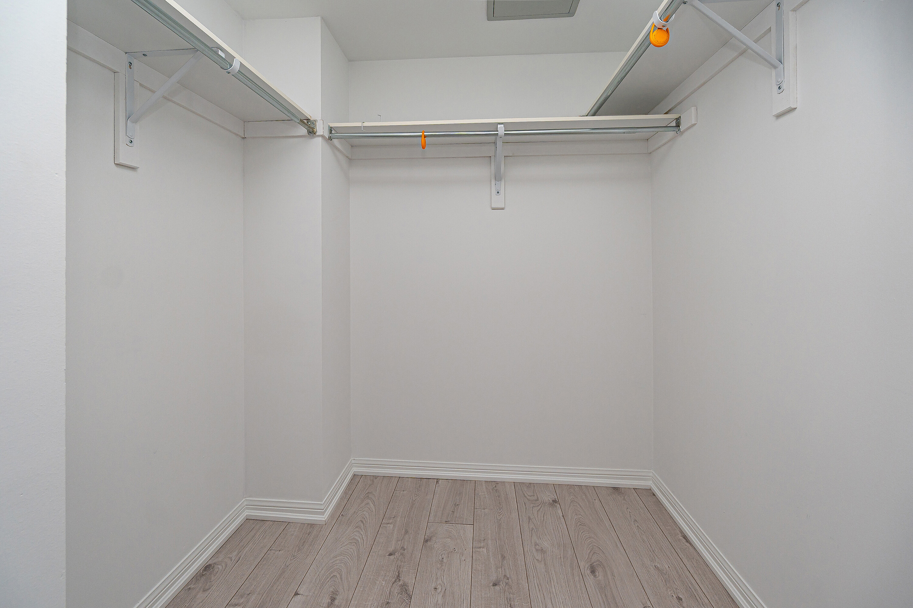 16 Foundry Ave #102