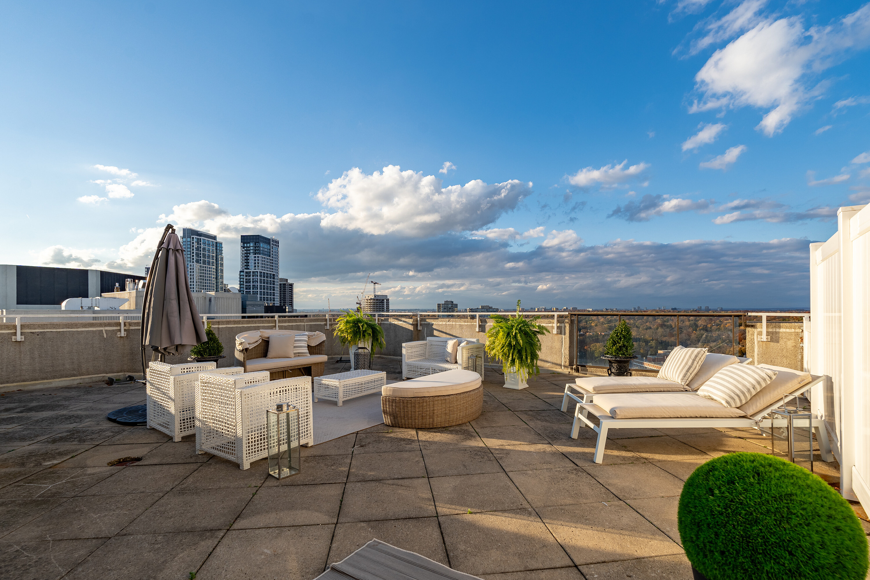 1 Aberfoyle Cres #PH03