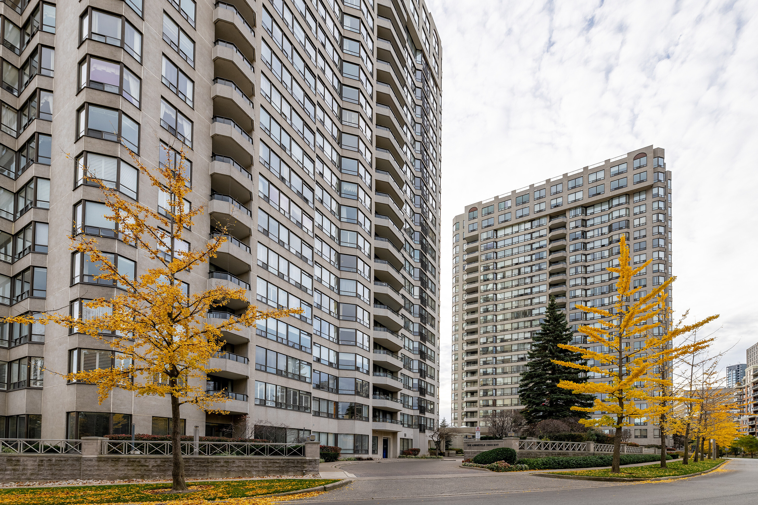 1 Aberfoyle Cres #PH03