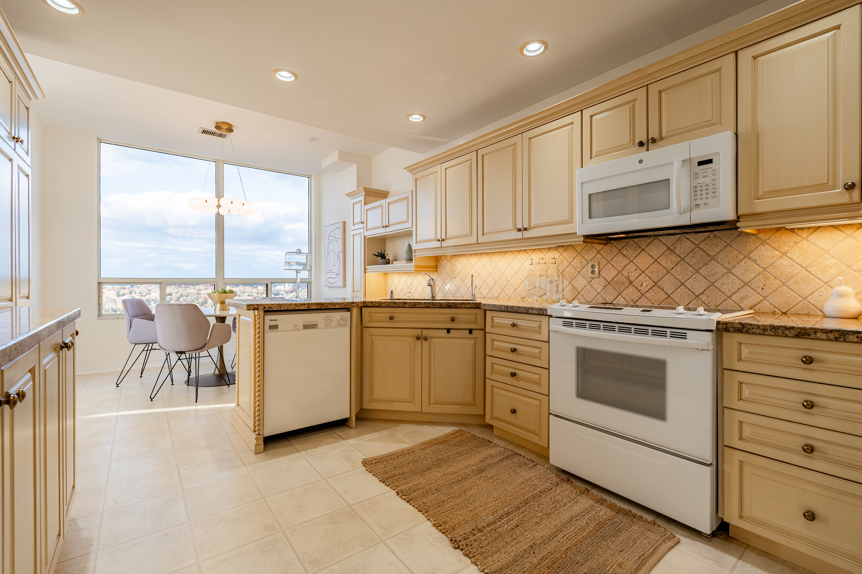 1 Aberfoyle Cres #PH03