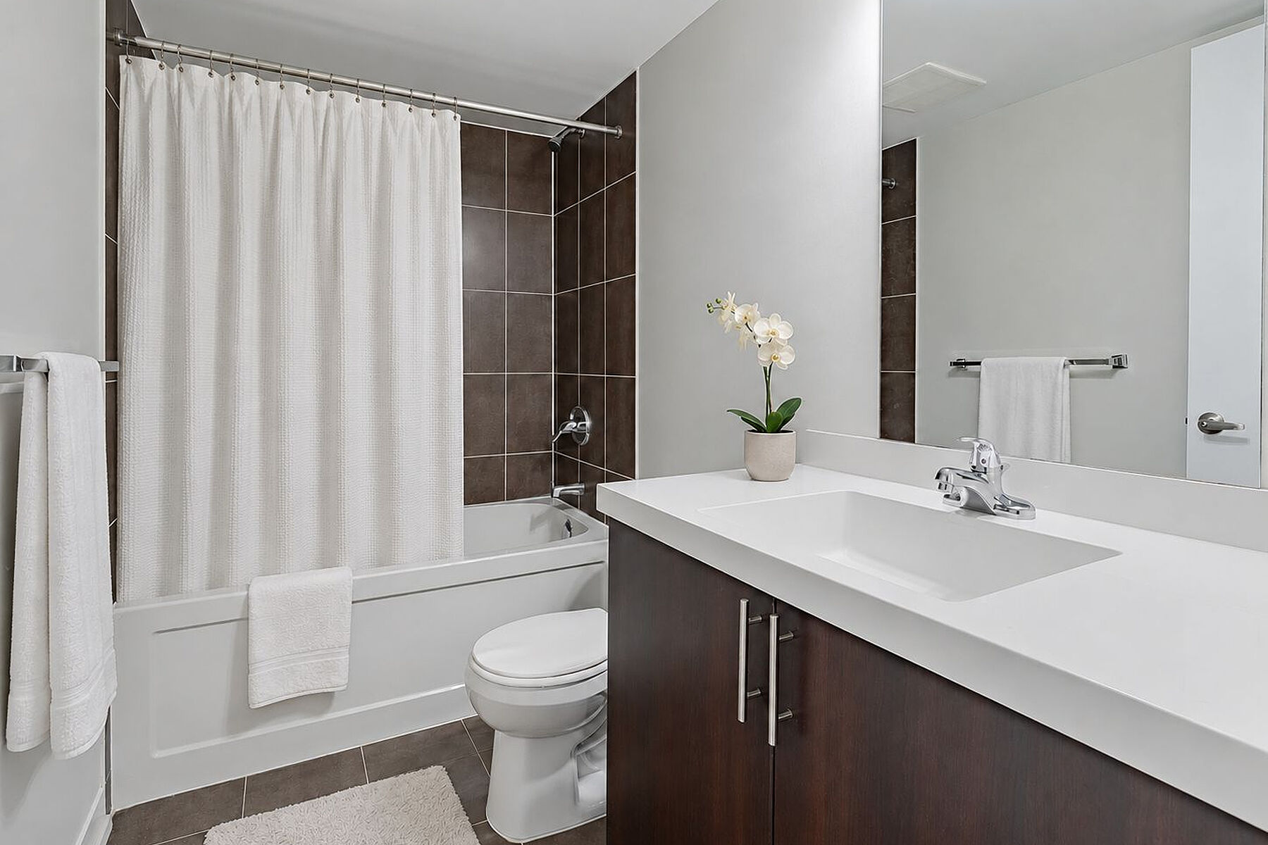 1420 Dupont St  506