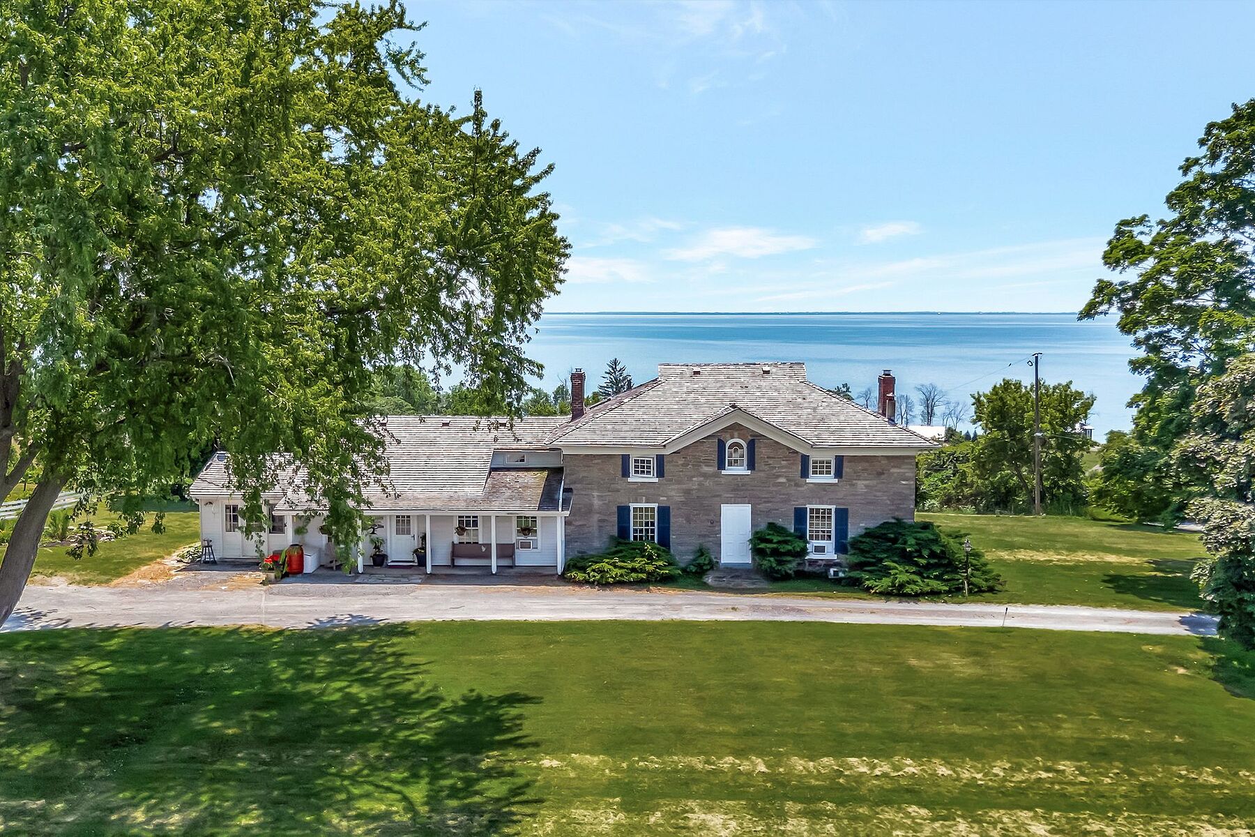 657 Bongards Cross Rd