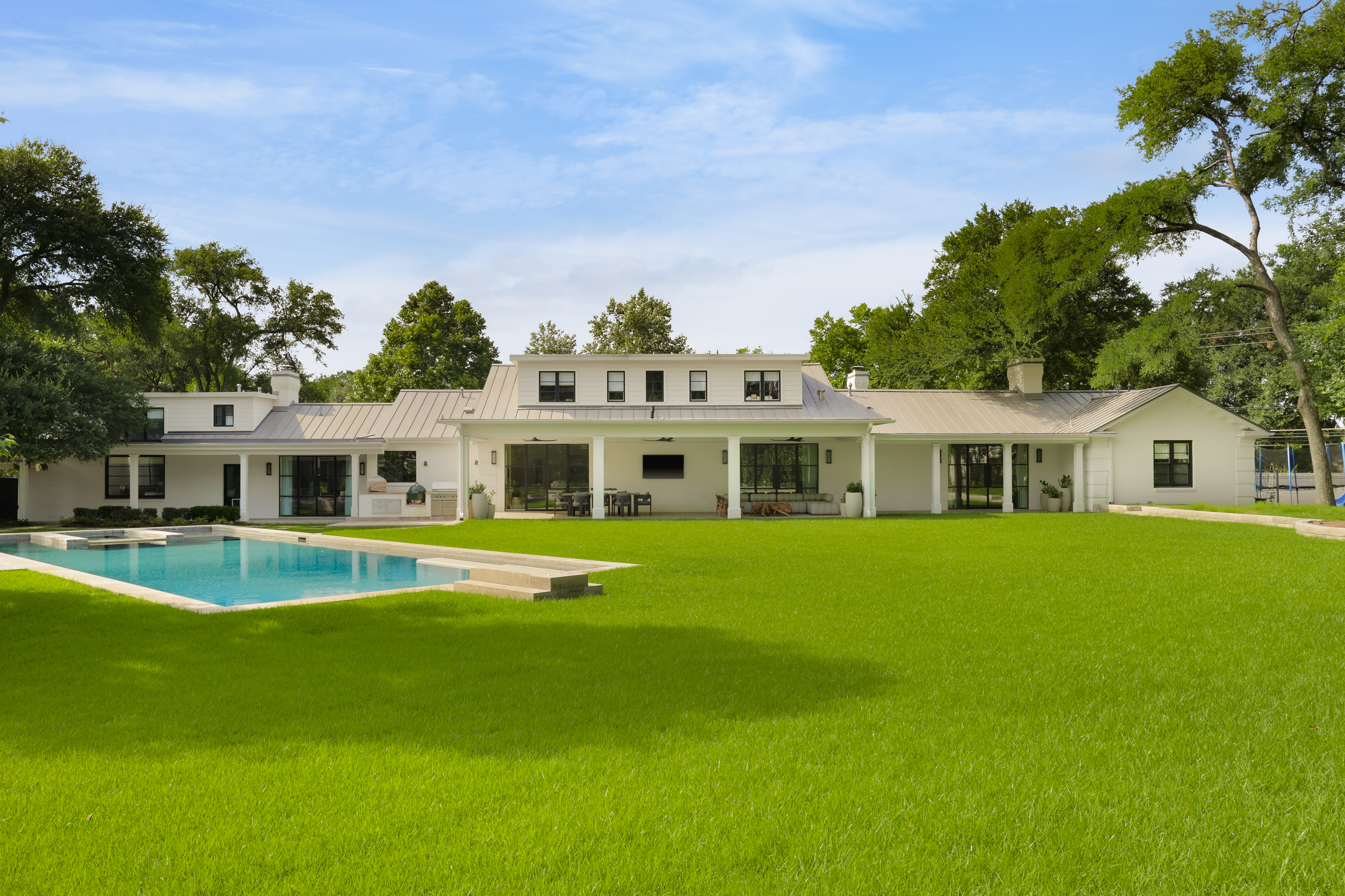 3625 Windsor Road 