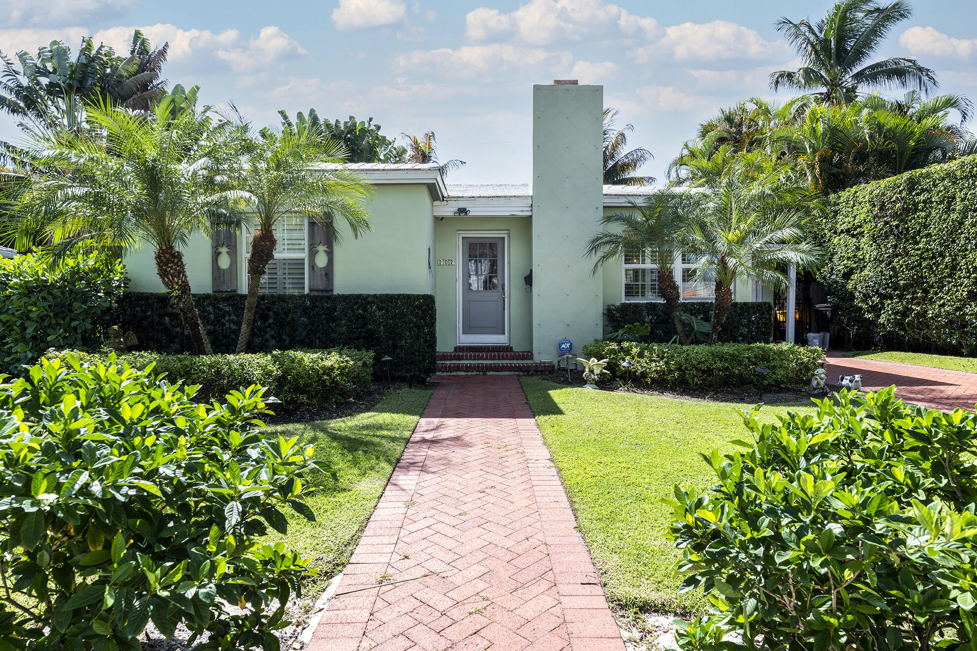 202 Monceaux Road