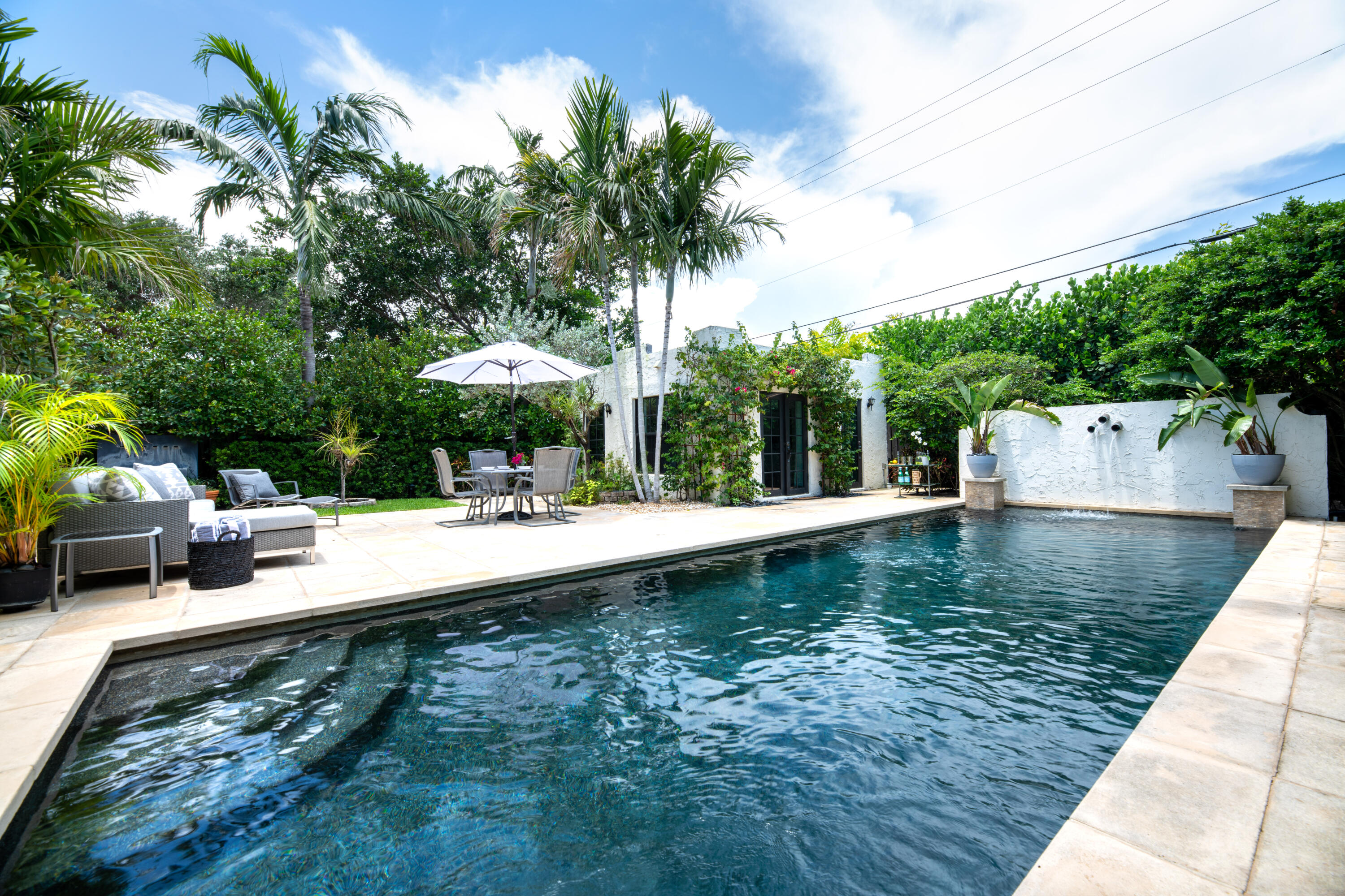 213 Seville Road
