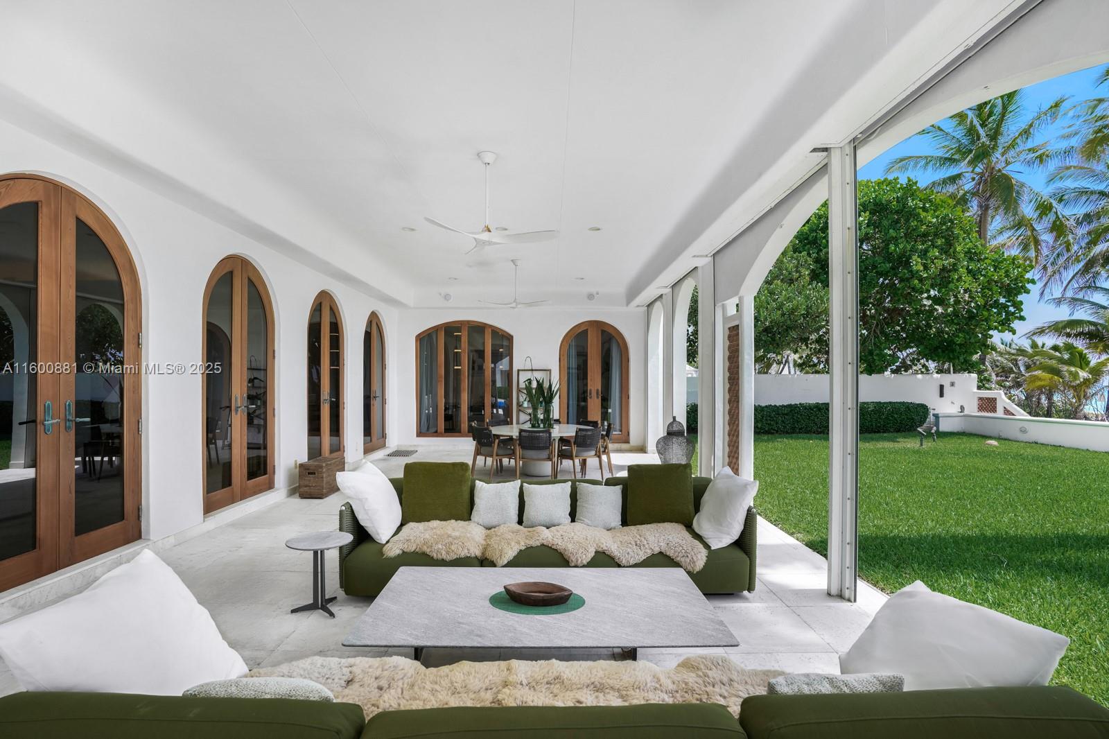 387 Ocean Blvd