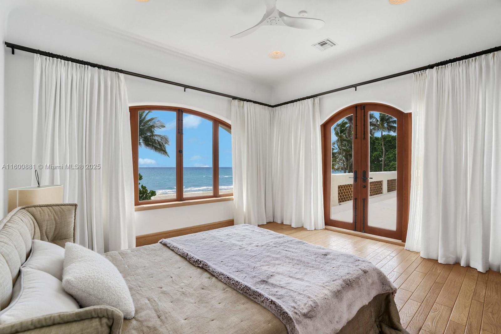 387 Ocean Blvd