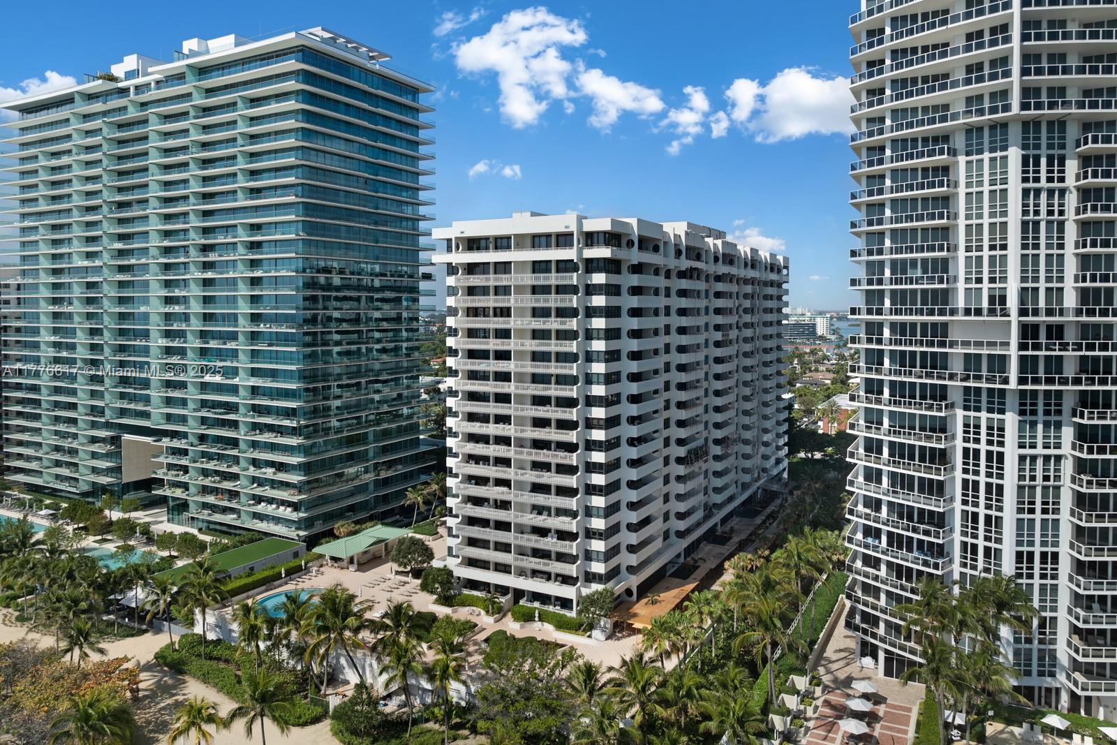 10205 Collins Ave Unit: PH3