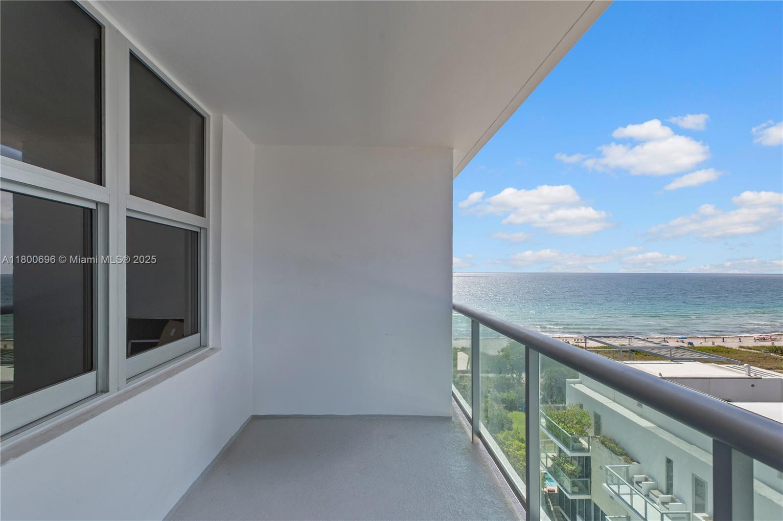 9511 Collins Ave # 806
