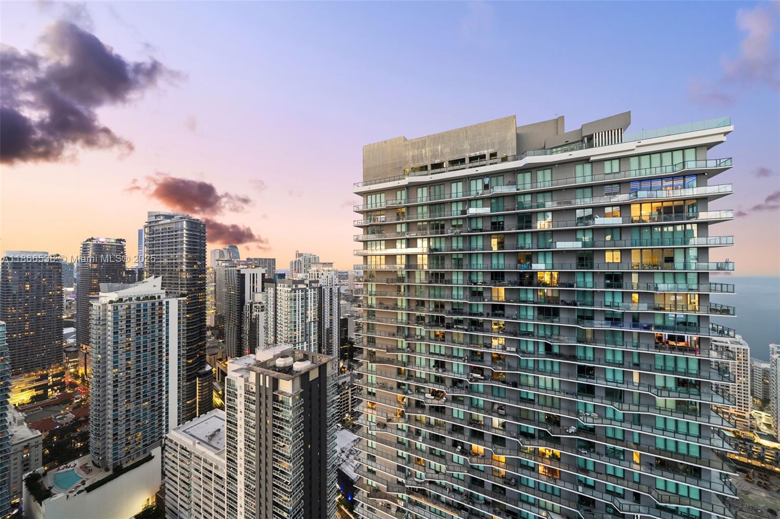 60 SW 13th St # 4606