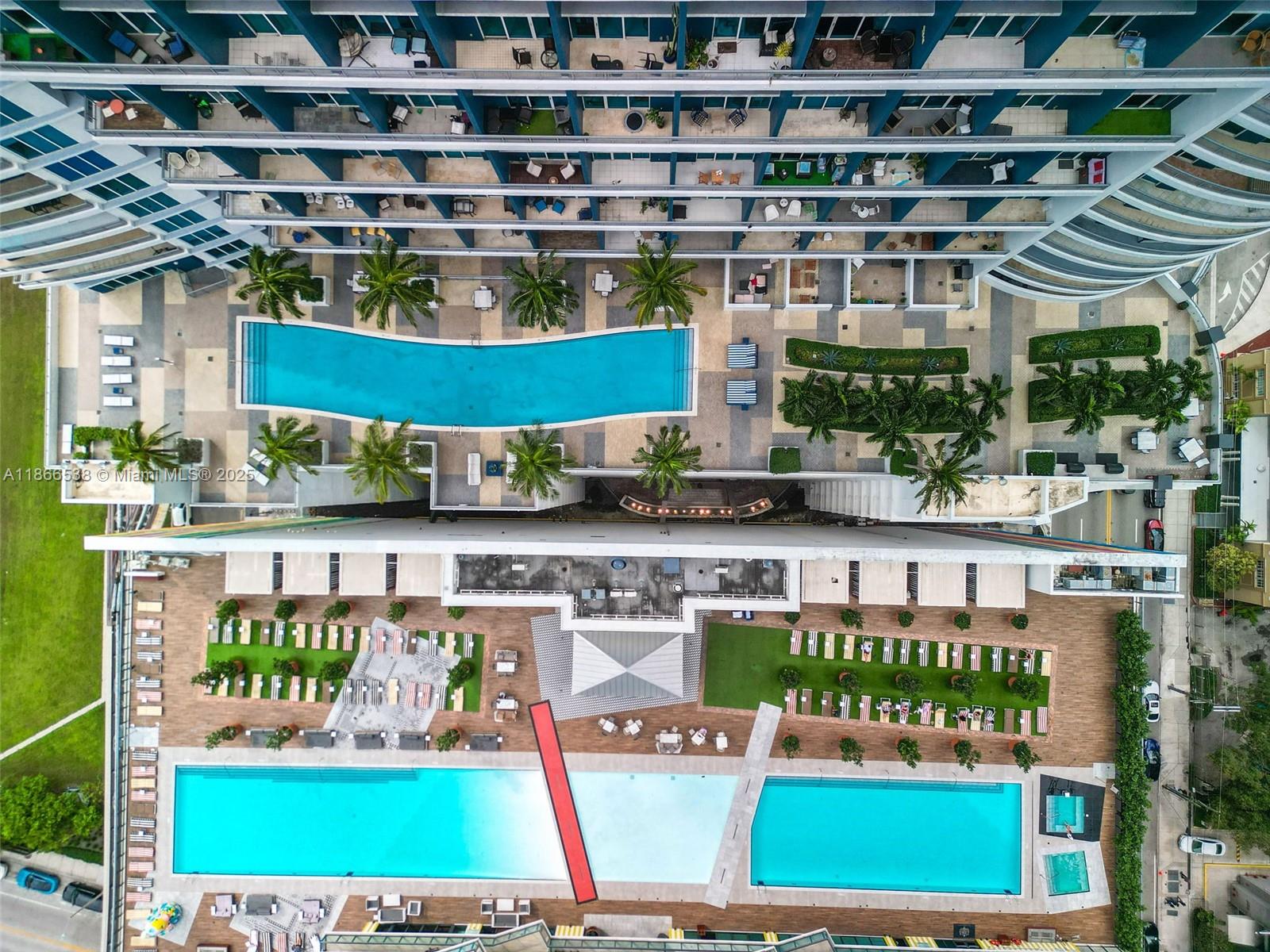 60 SW 13th St # 4606