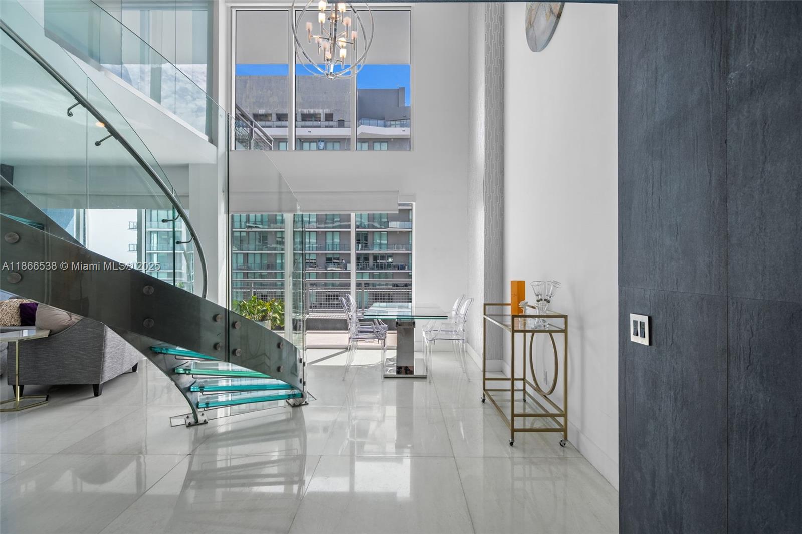 60 SW 13th St # 4606