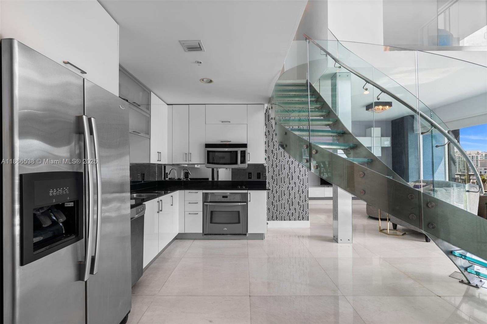 60 SW 13th St # 4606