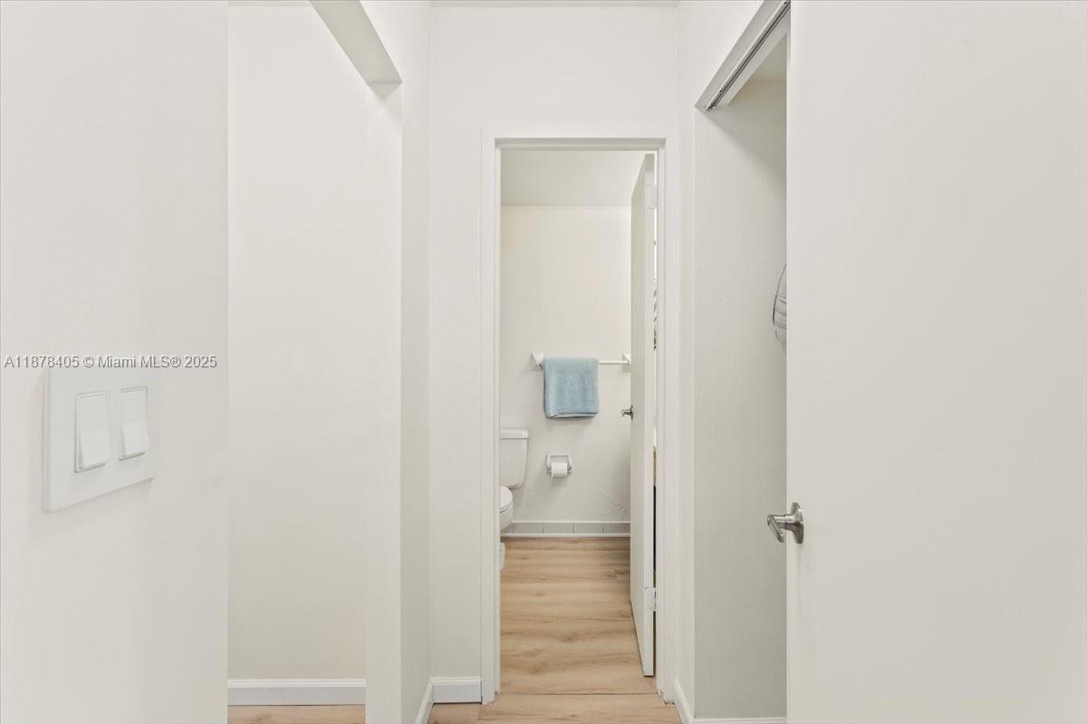 2899 Collins Ave # 1104