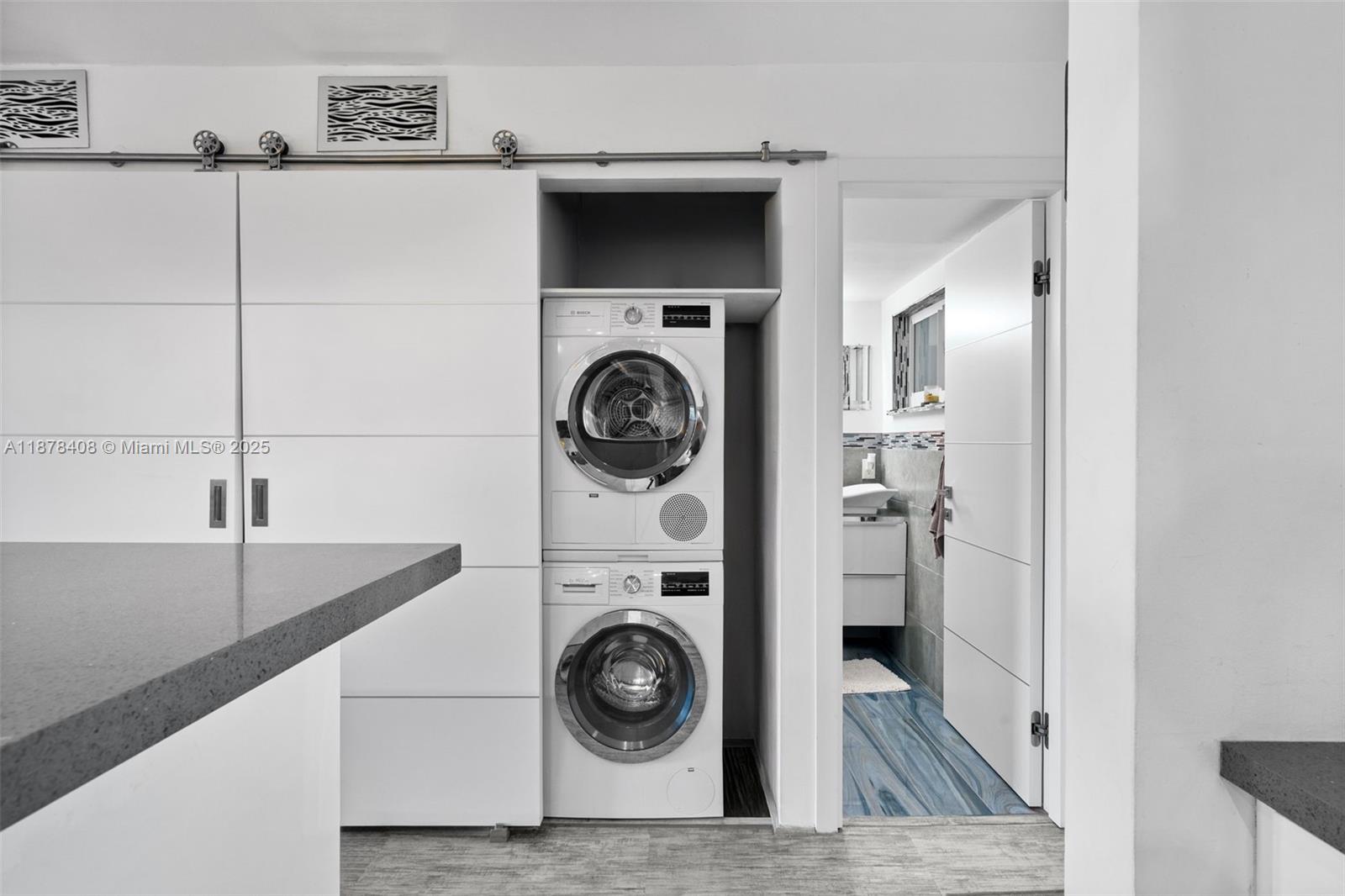 4000 NE 170th St # 602, North Miami Beach Unit: 602